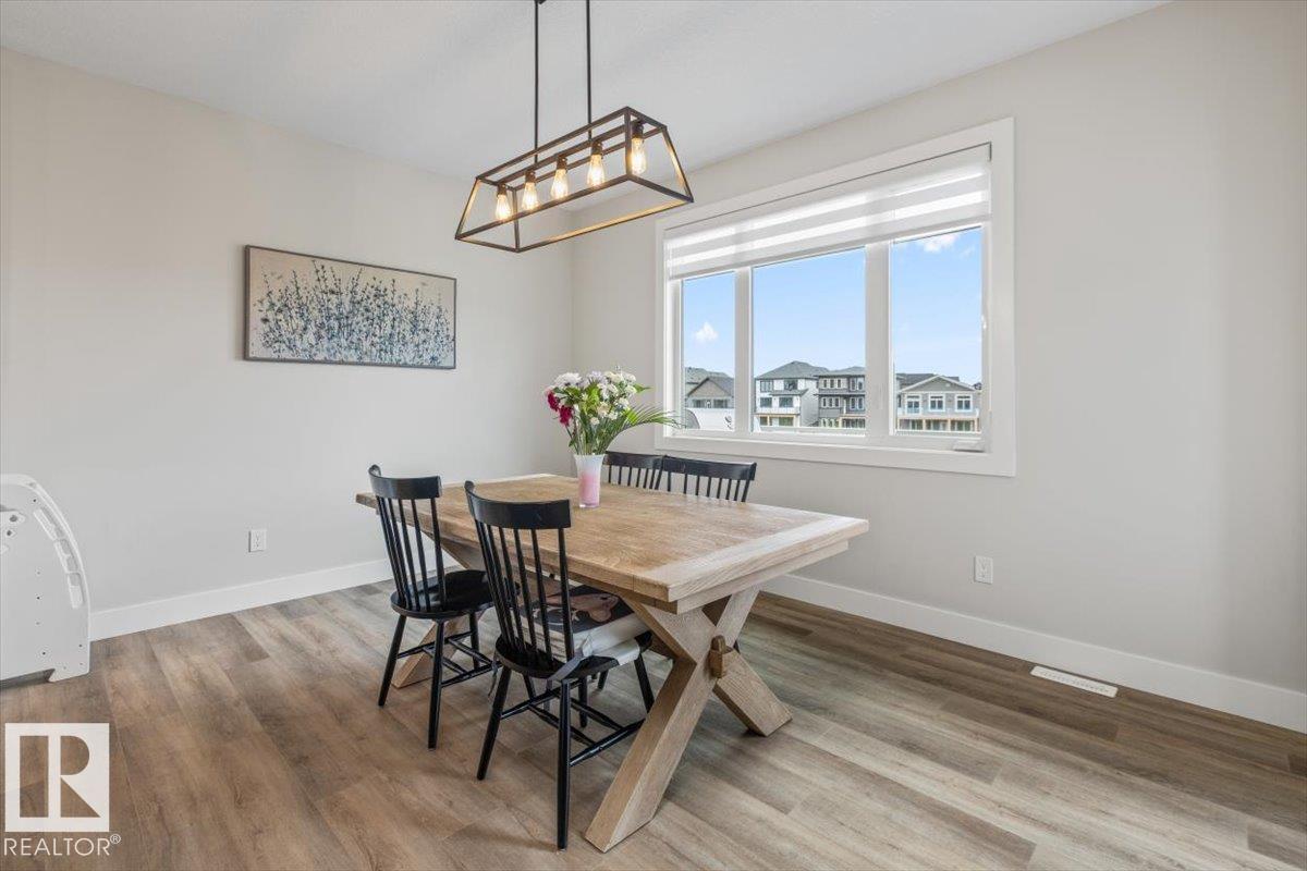 Photo 13 at 45 Elwyck Gate, Fenwyck, Spruce Grove