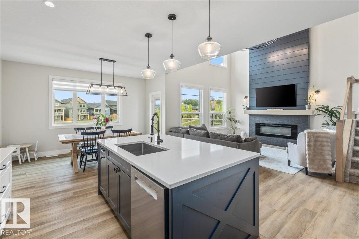 Photo 8 at 45 Elwyck Gate, Fenwyck, Spruce Grove