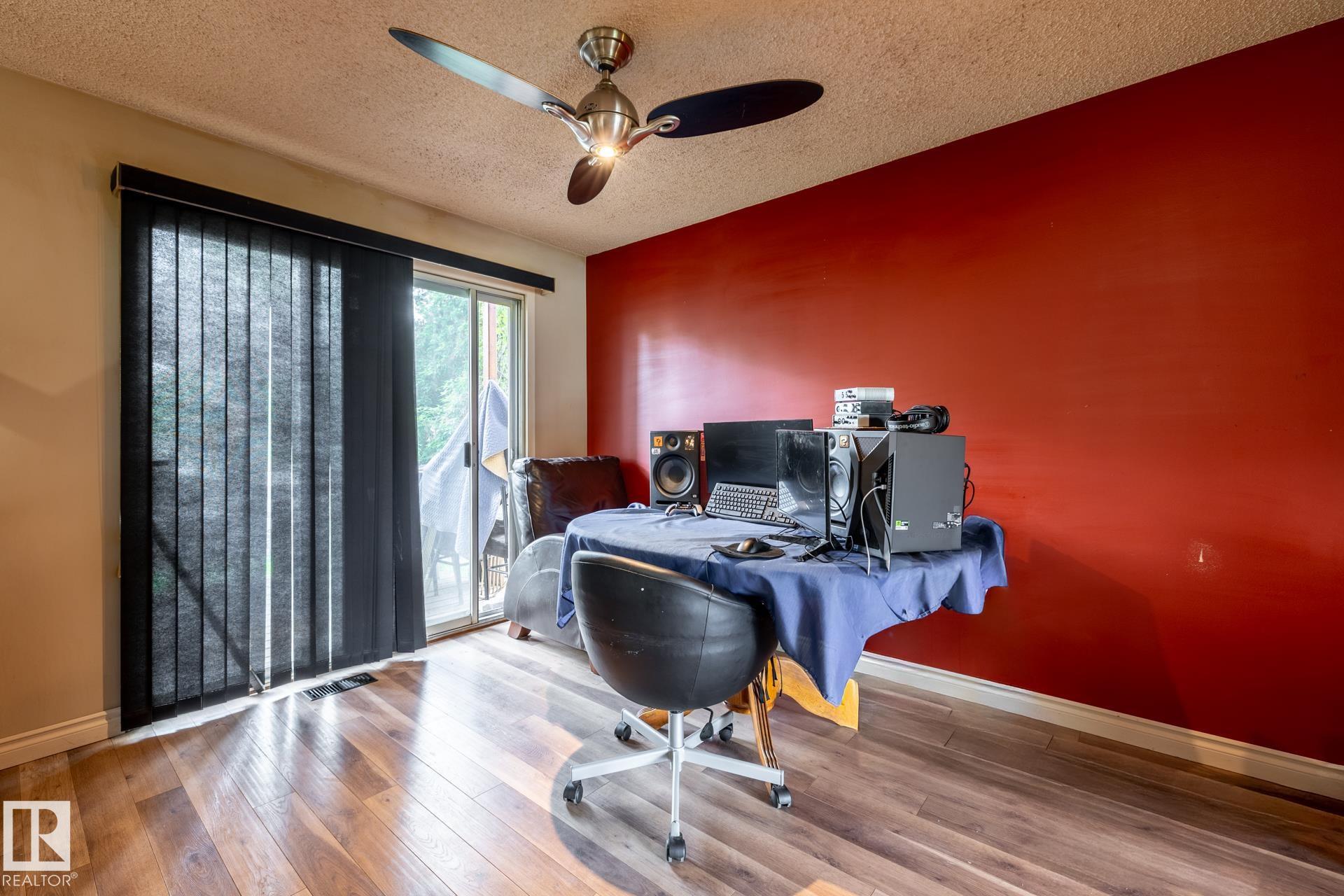 Photo 13 at 5919 121 Avenue NW, Montrose, Edmonton