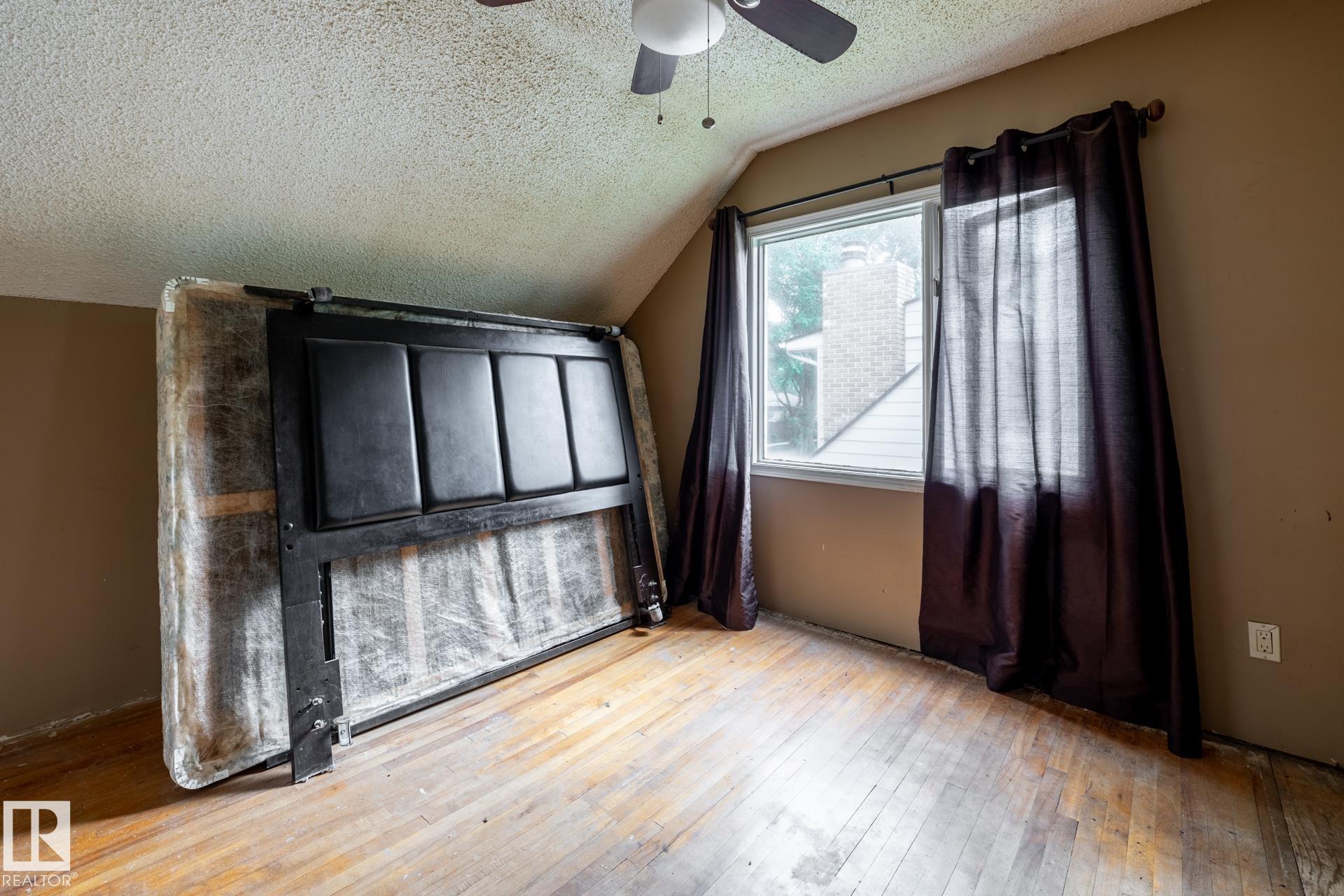 Photo 26 at 5919 121 Avenue NW, Montrose, Edmonton