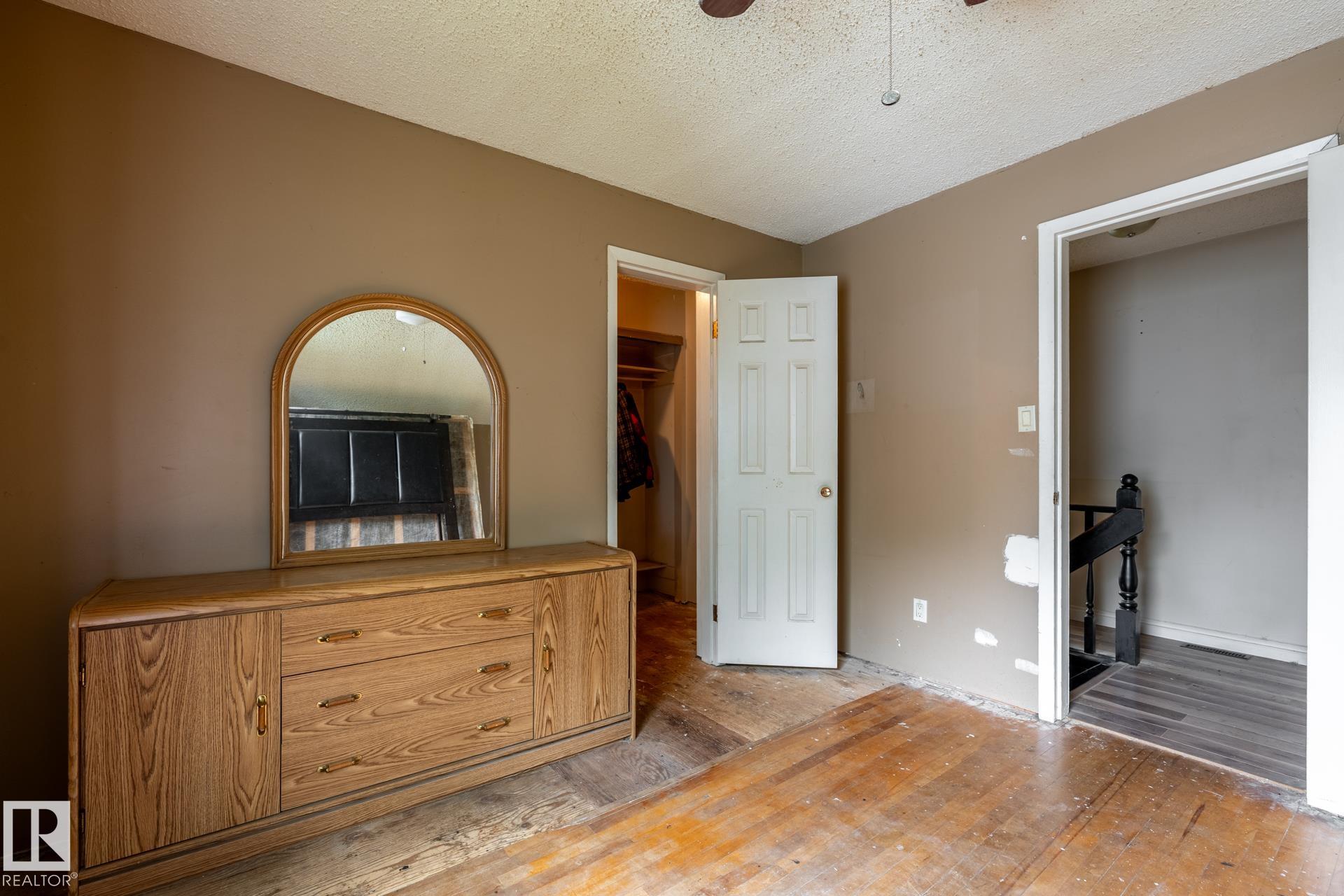 Photo 28 at 5919 121 Avenue NW, Montrose, Edmonton