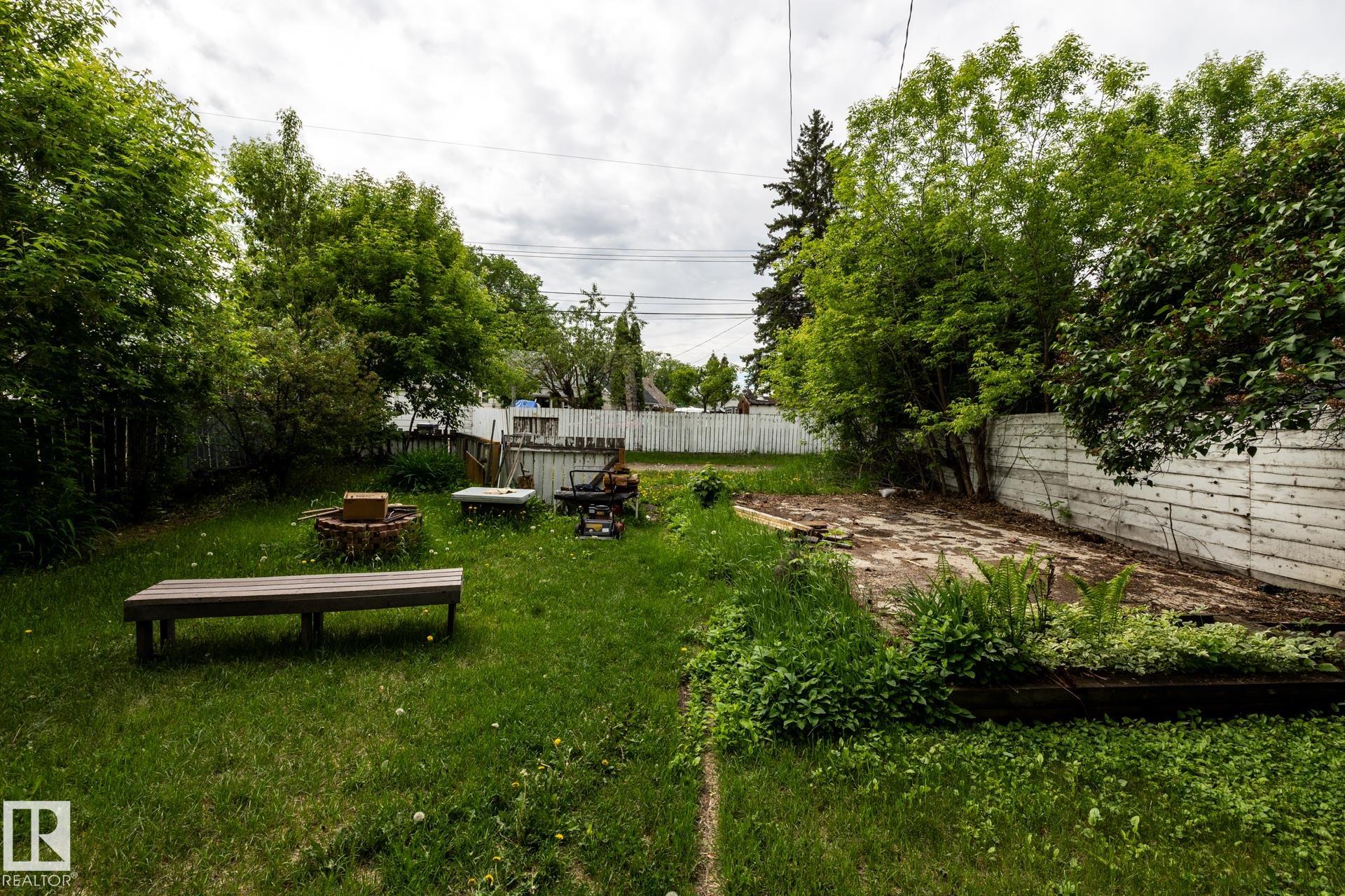 Photo 45 at 5919 121 Avenue NW, Montrose, Edmonton
