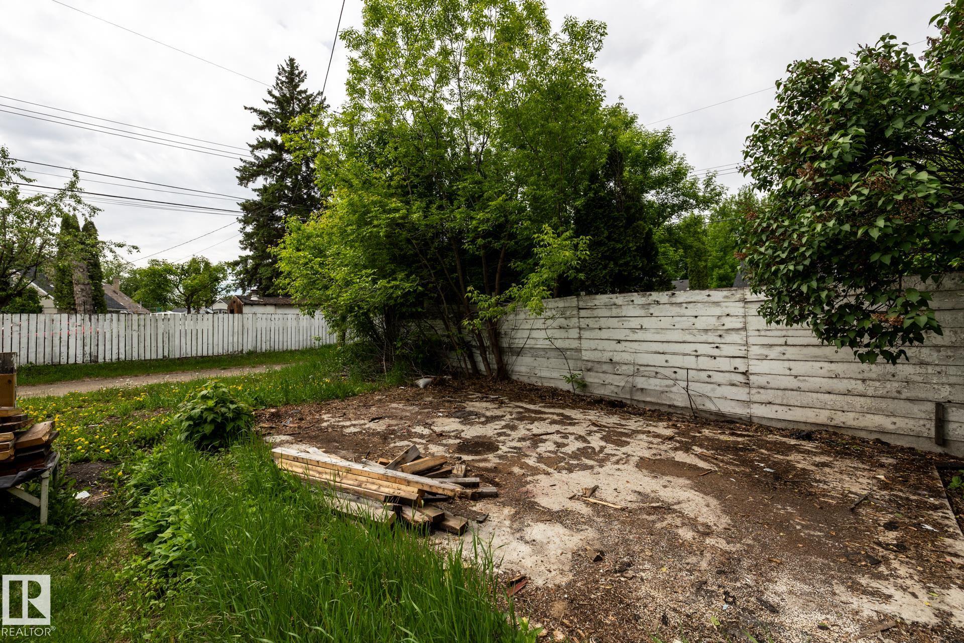 Photo 47 at 5919 121 Avenue NW, Montrose, Edmonton