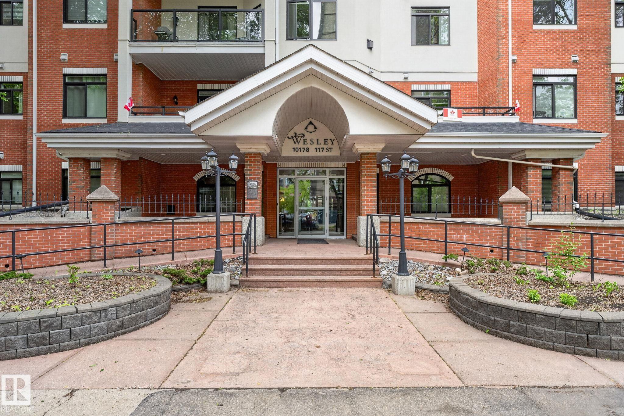 205 - 10178 117 Street NW, Wîhkwêntôwin, Edmonton