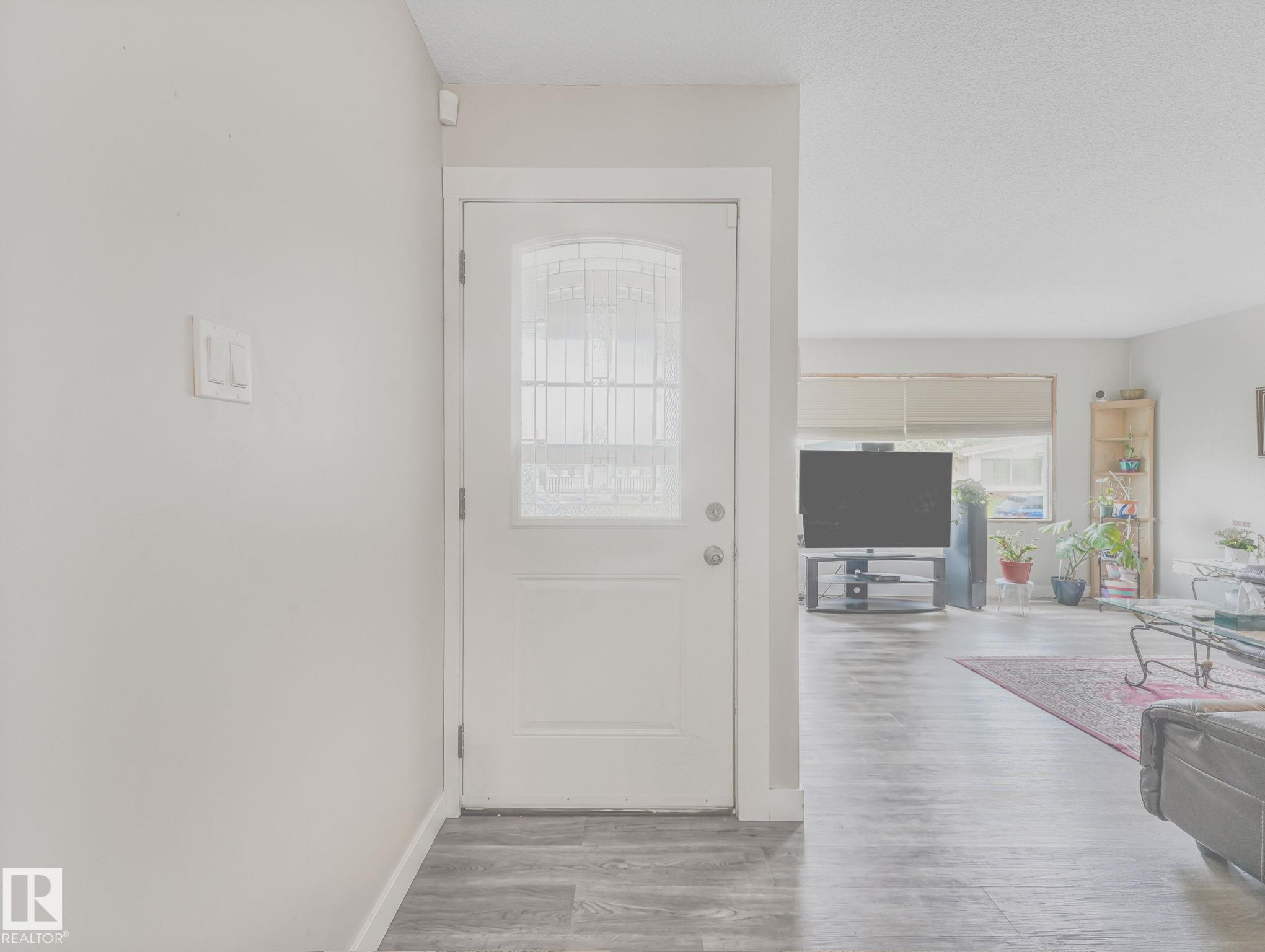 13807 92 Street NW, Northmount, Edmonton