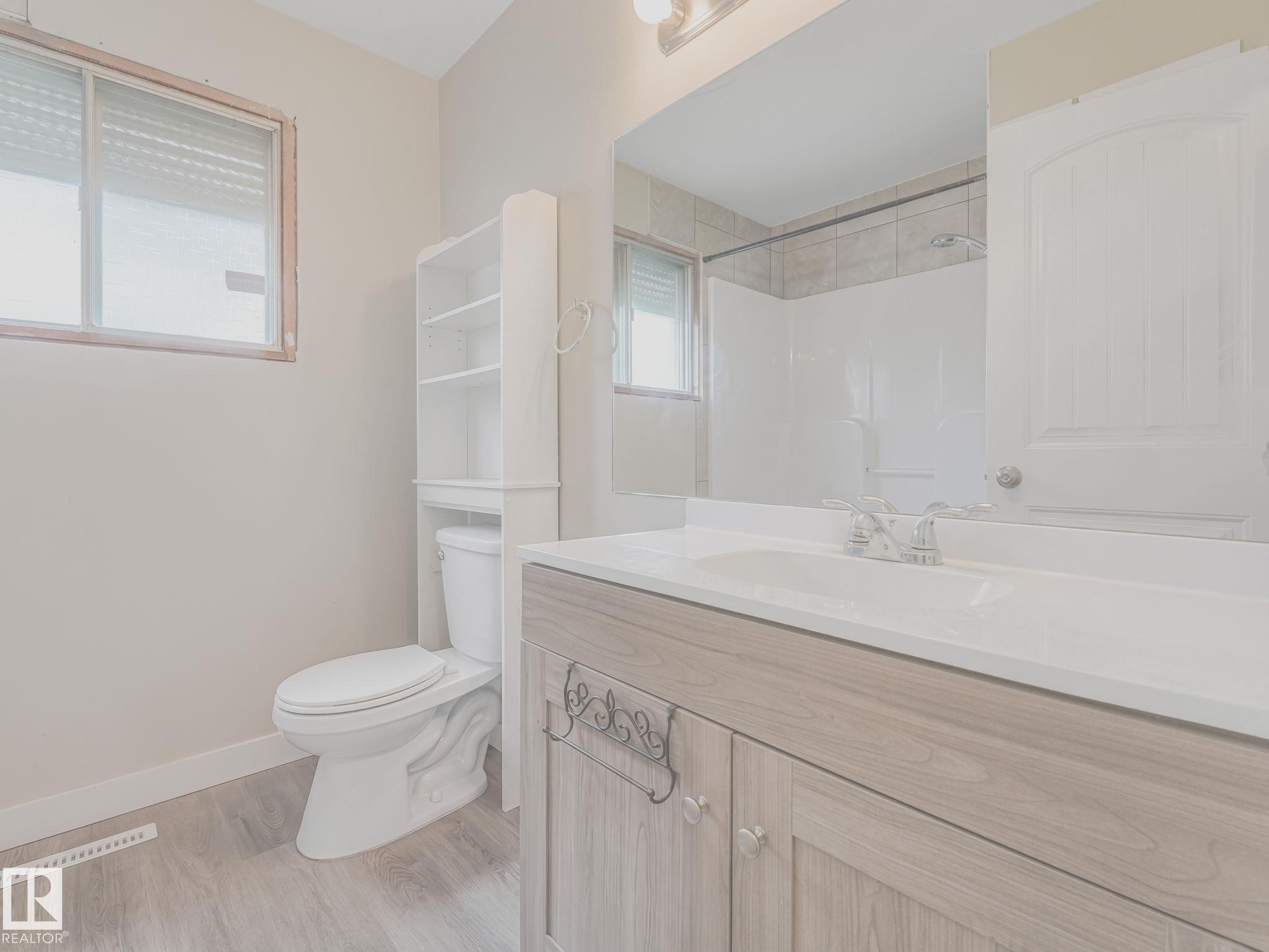 Photo 17 at 13807 92 Street NW, Northmount, Edmonton