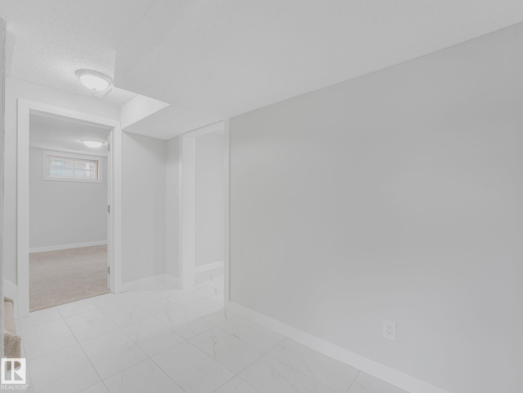Photo 31 at 13807 92 Street NW, Northmount, Edmonton