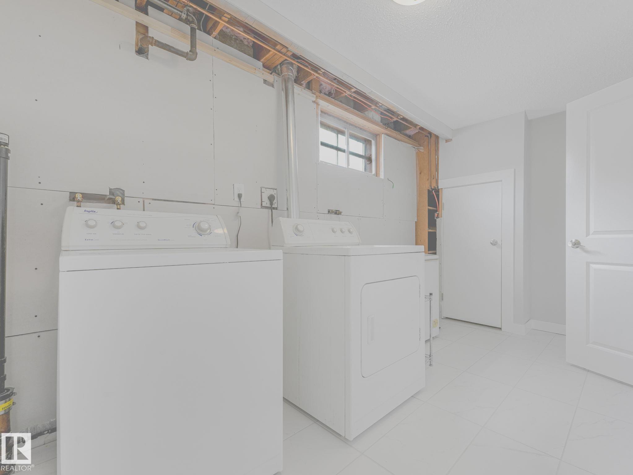 Photo 39 at 13807 92 Street NW, Northmount, Edmonton