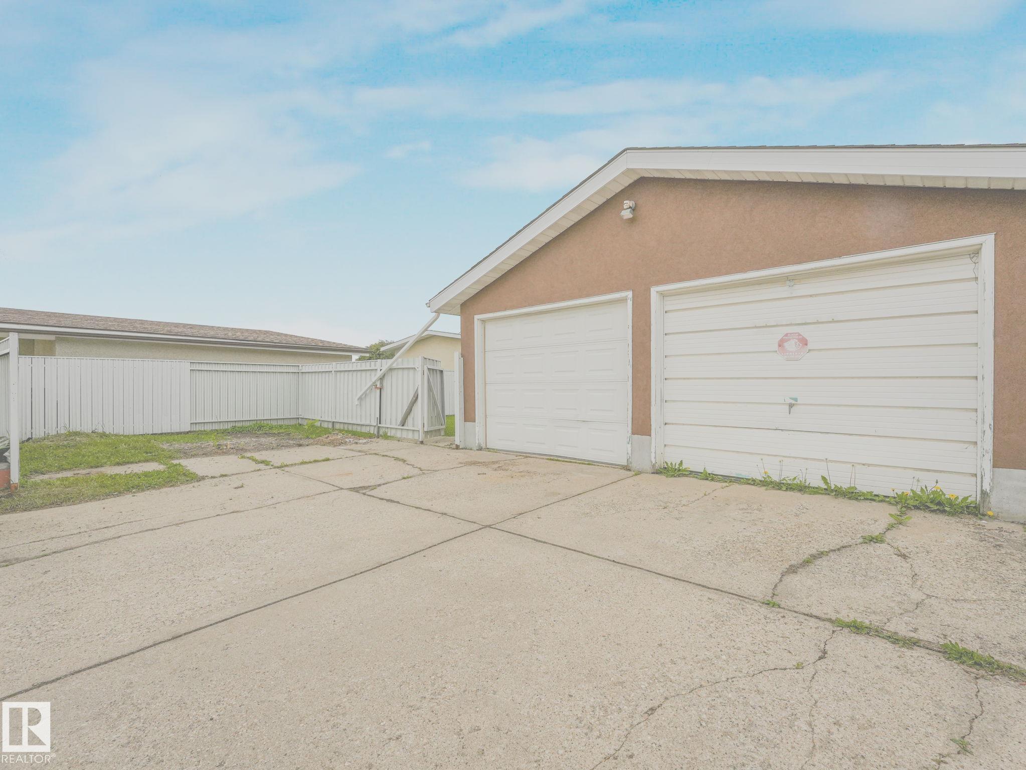 Photo 43 at 13807 92 Street NW, Northmount, Edmonton