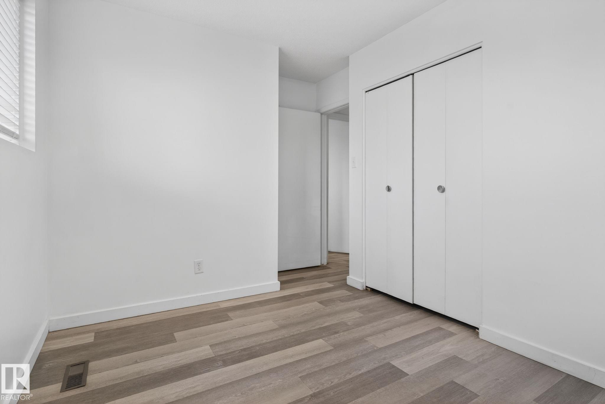 Photo 15 at 6203 122 Avenue NW, Montrose, Edmonton