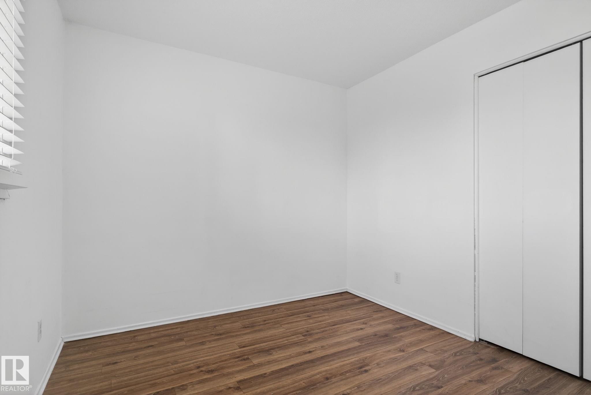 Photo 35 at 6203 122 Avenue NW, Montrose, Edmonton