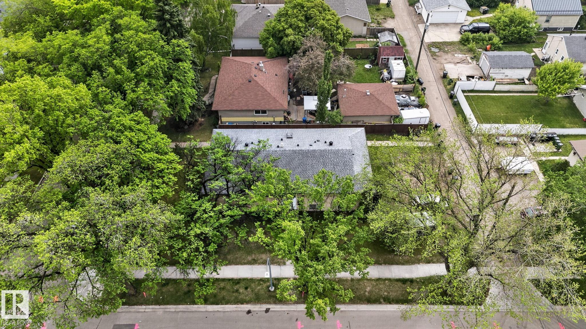 Photo 59 at 6203 122 Avenue NW, Montrose, Edmonton