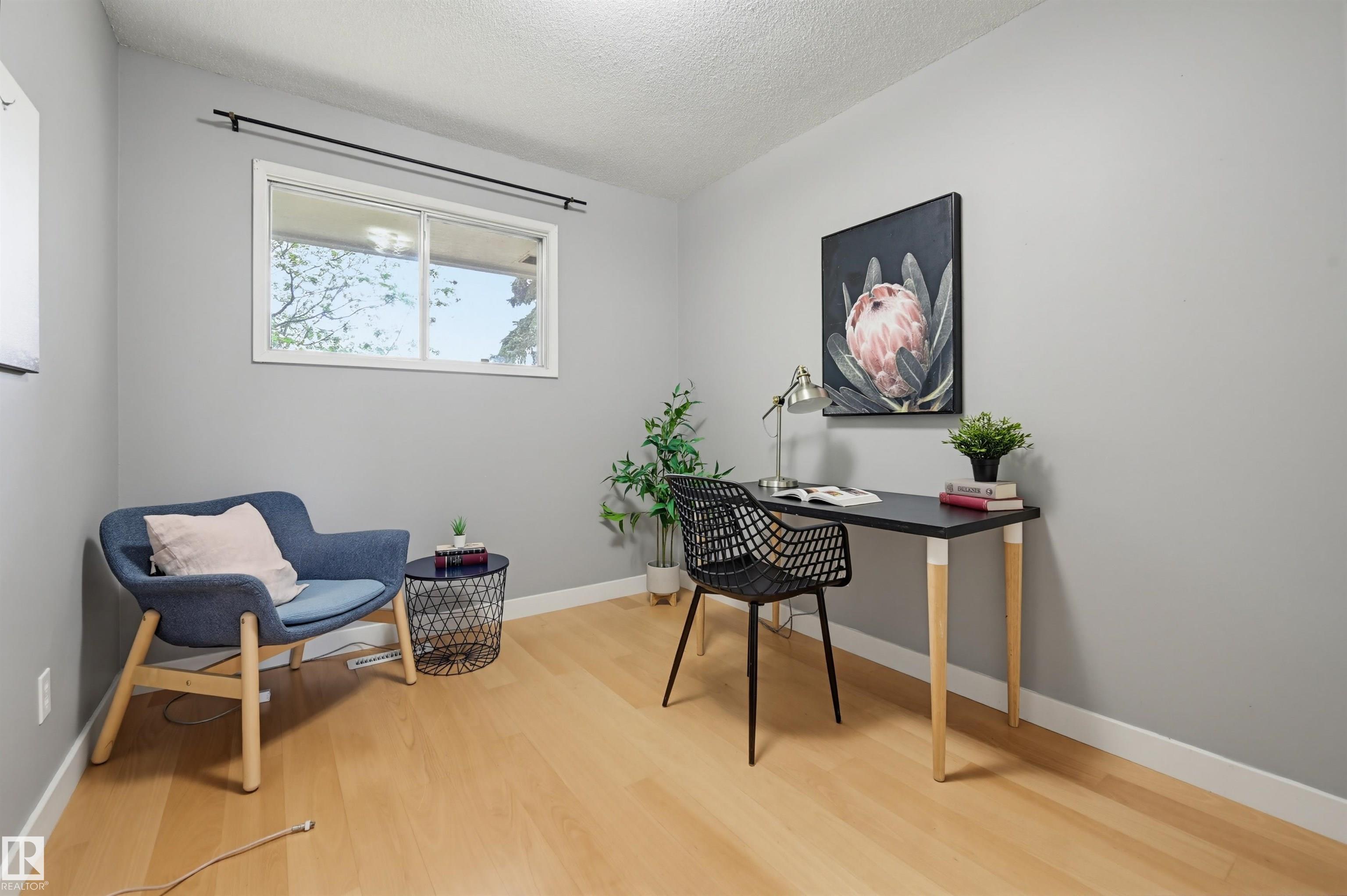 Photo 17 at 10712 52 Avenue NW, Pleasantview, Edmonton