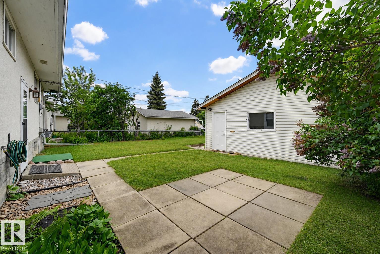 Photo 21 at 10712 52 Avenue NW, Pleasantview, Edmonton
