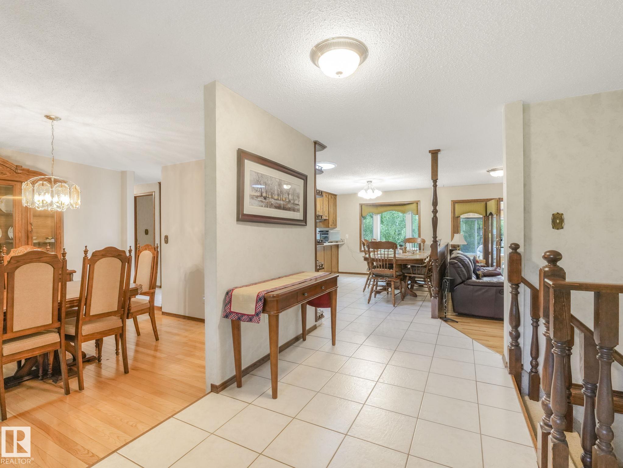 Photo 15 at 11921 231 Street NW, Kinglet Gardens, Edmonton