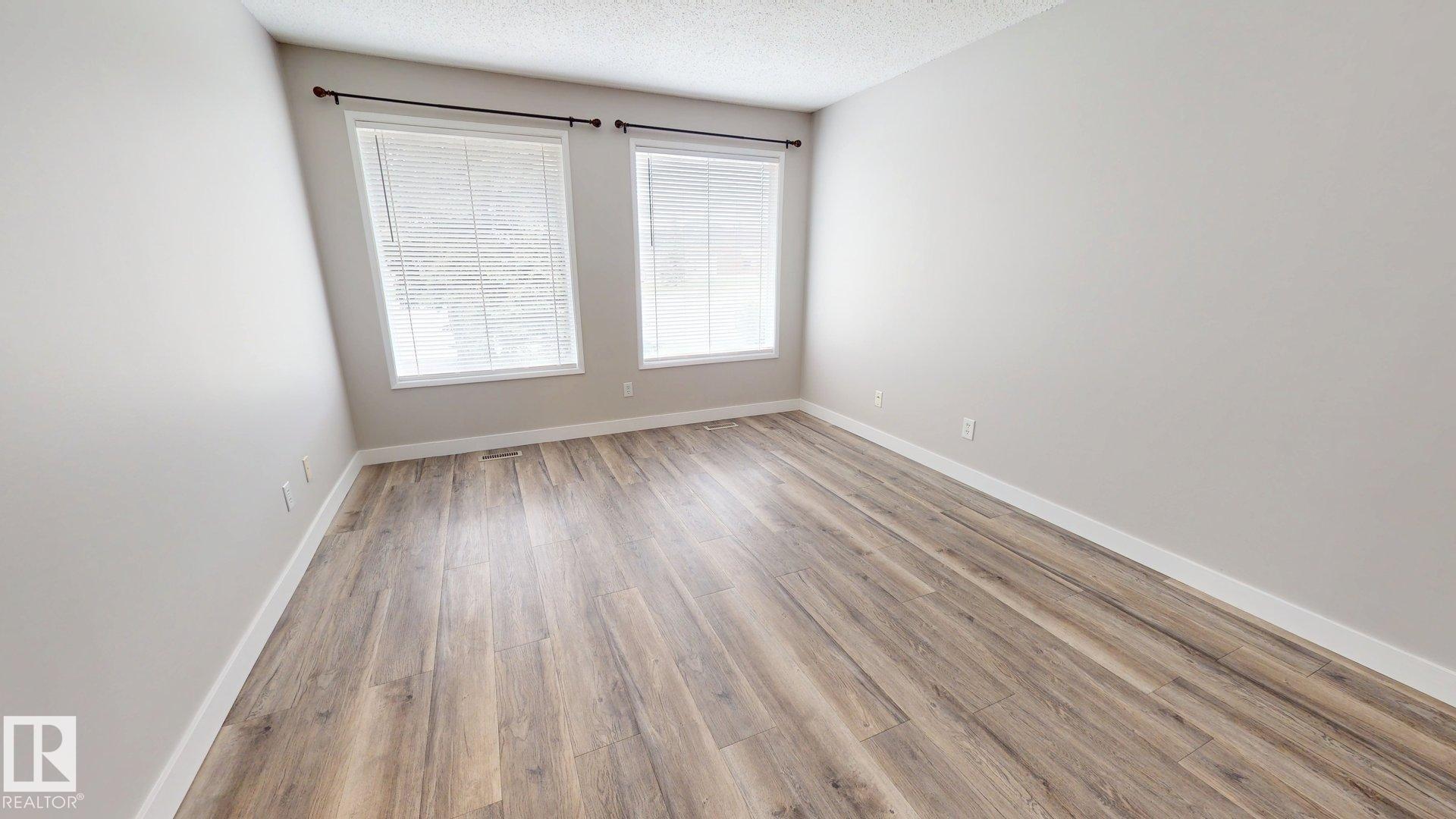 4301/4303 44 Street, Glenbrae Meadows, Beaumont