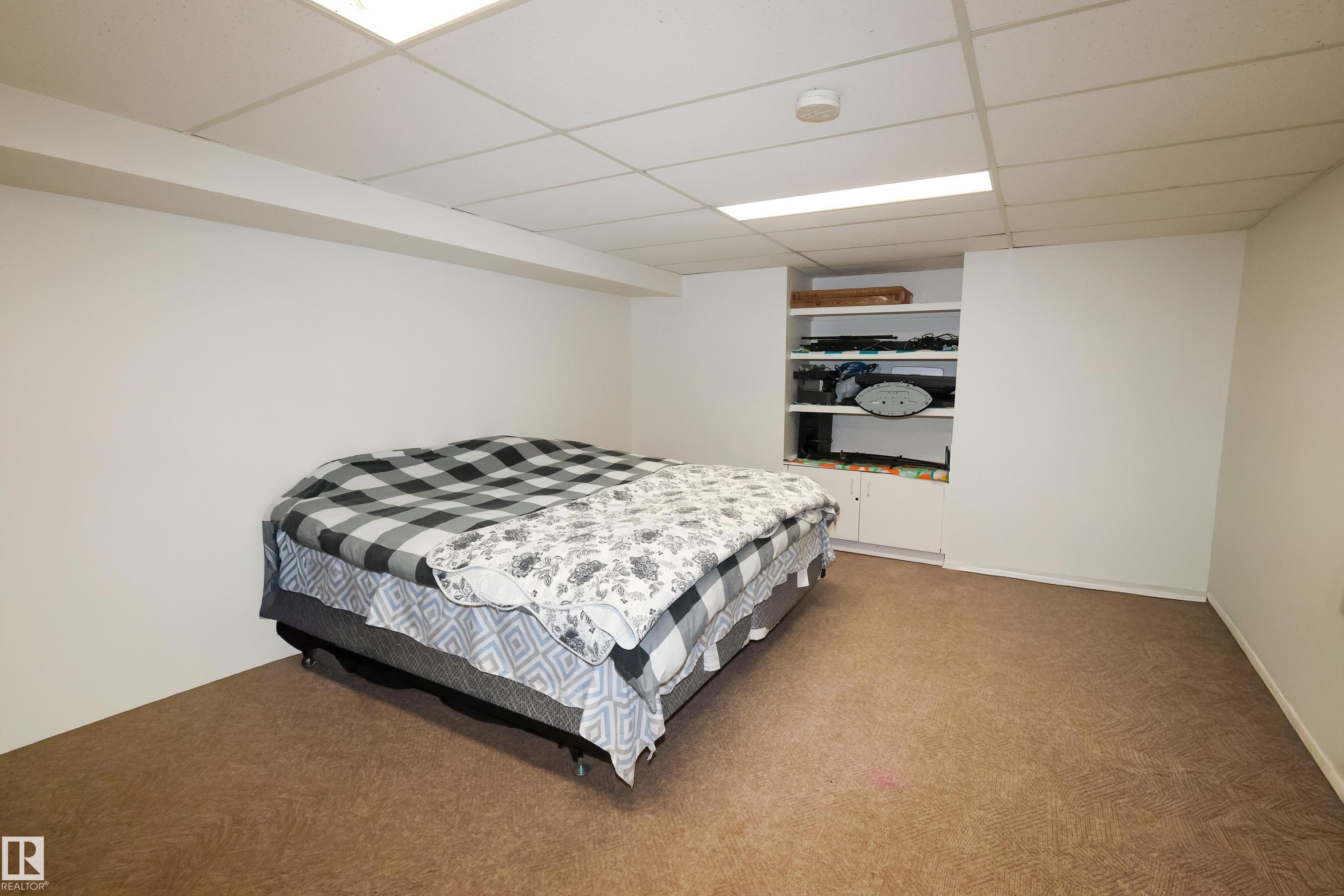 Photo 19 at 3467 39 Street NW, Minchau, Edmonton