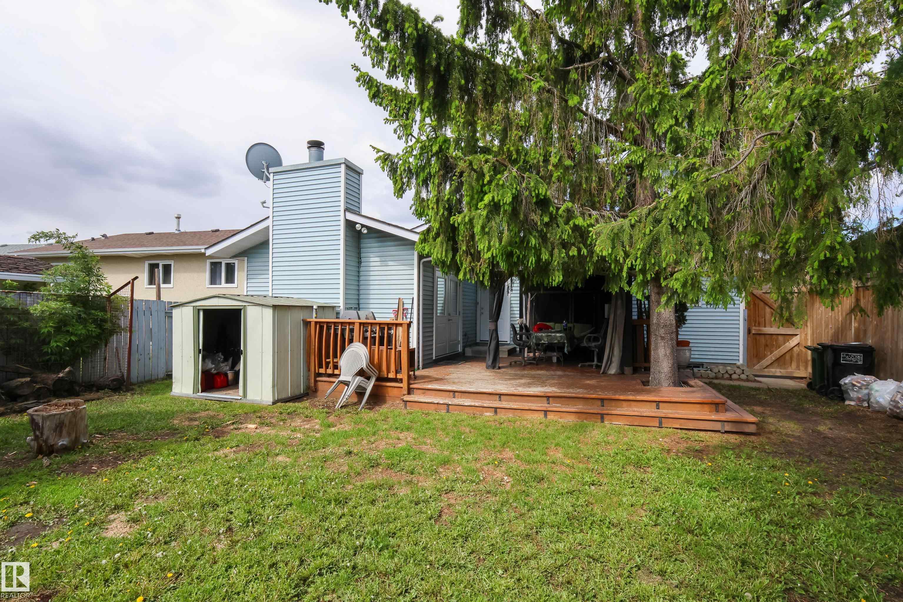 Photo 33 at 3467 39 Street NW, Minchau, Edmonton