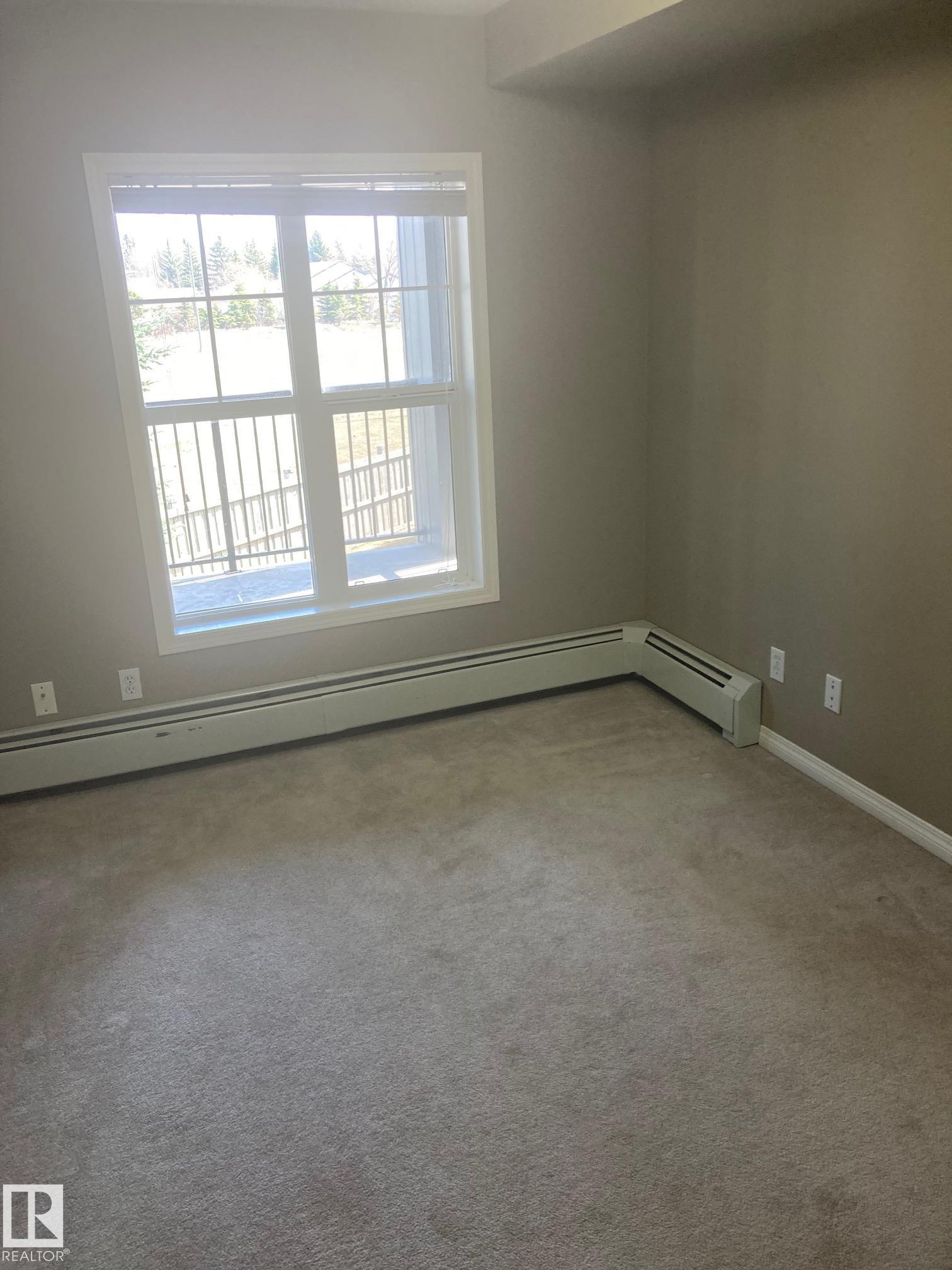 https://zimg.paragon.ice.com/ParagonImages/Property/PM/RAE/225405377/10/0/0/58bcb7b2bad4b42748b4878dbcaa7749/1/6ddaa18f66fe8410d6cd670d296c92d8/225405377-8b32bb4b-e8c7-4d6e-827b-26a7e6f09aa5.JPG