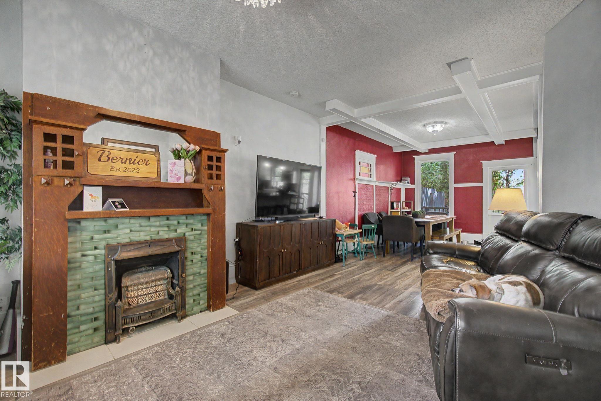 Photo 10 at 10647 125 Street NW, Westmount, Edmonton