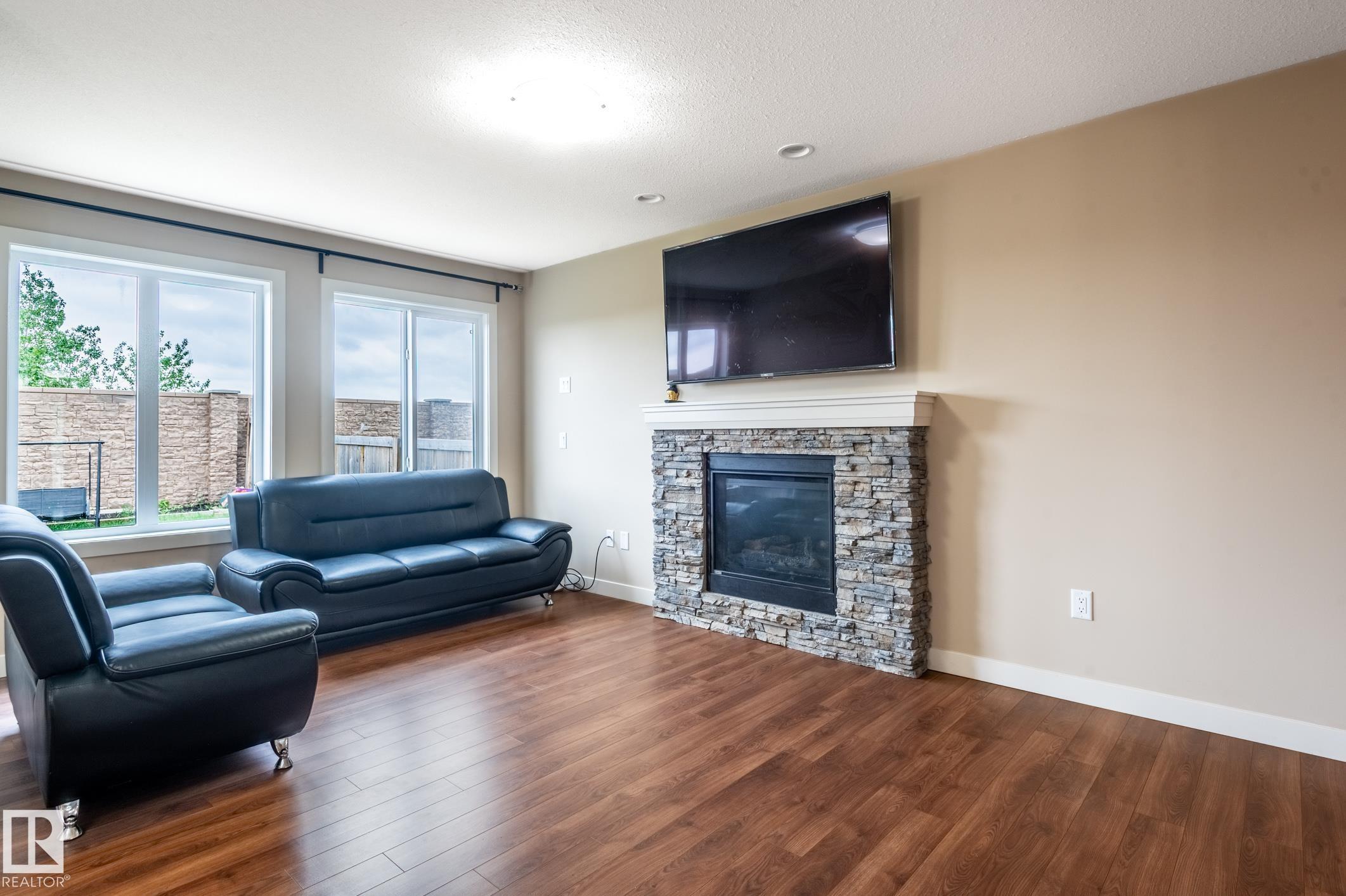 Photo 13 at 2312 Casey Crescent SW, Cavanagh, Edmonton