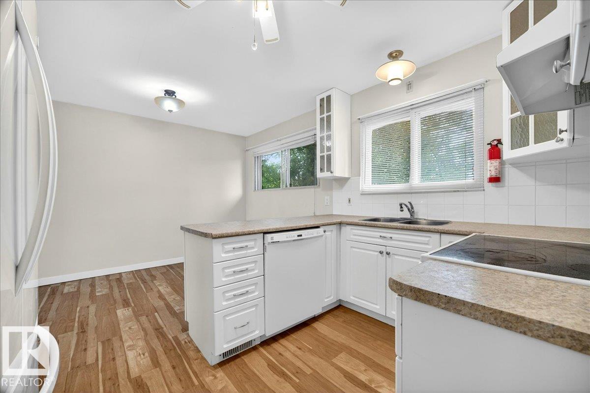 Photo 16 at 9263 74 Street NW, Ottewell, Edmonton