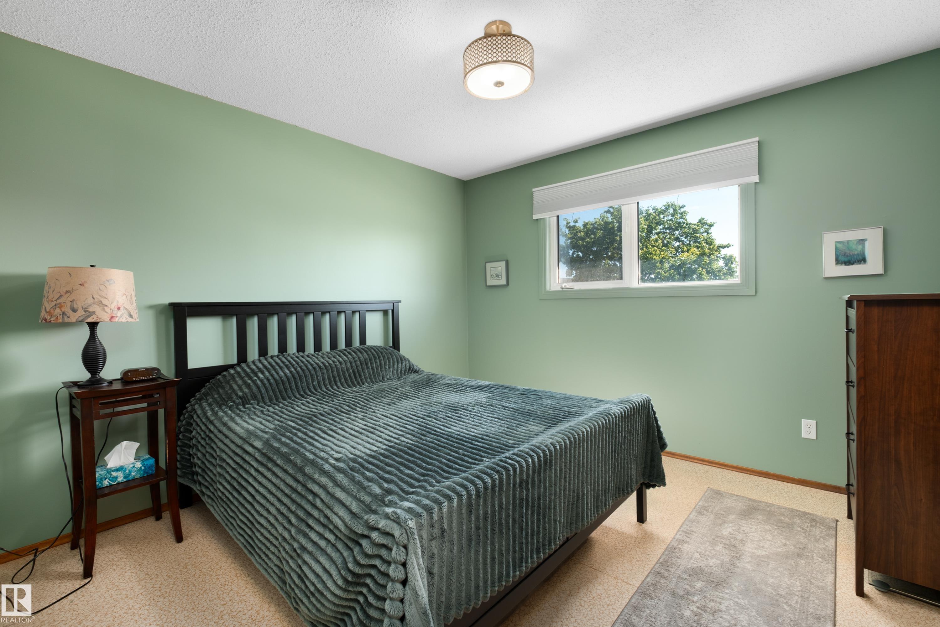 Photo 16 at 13712 87 Street NW, Northmount, Edmonton