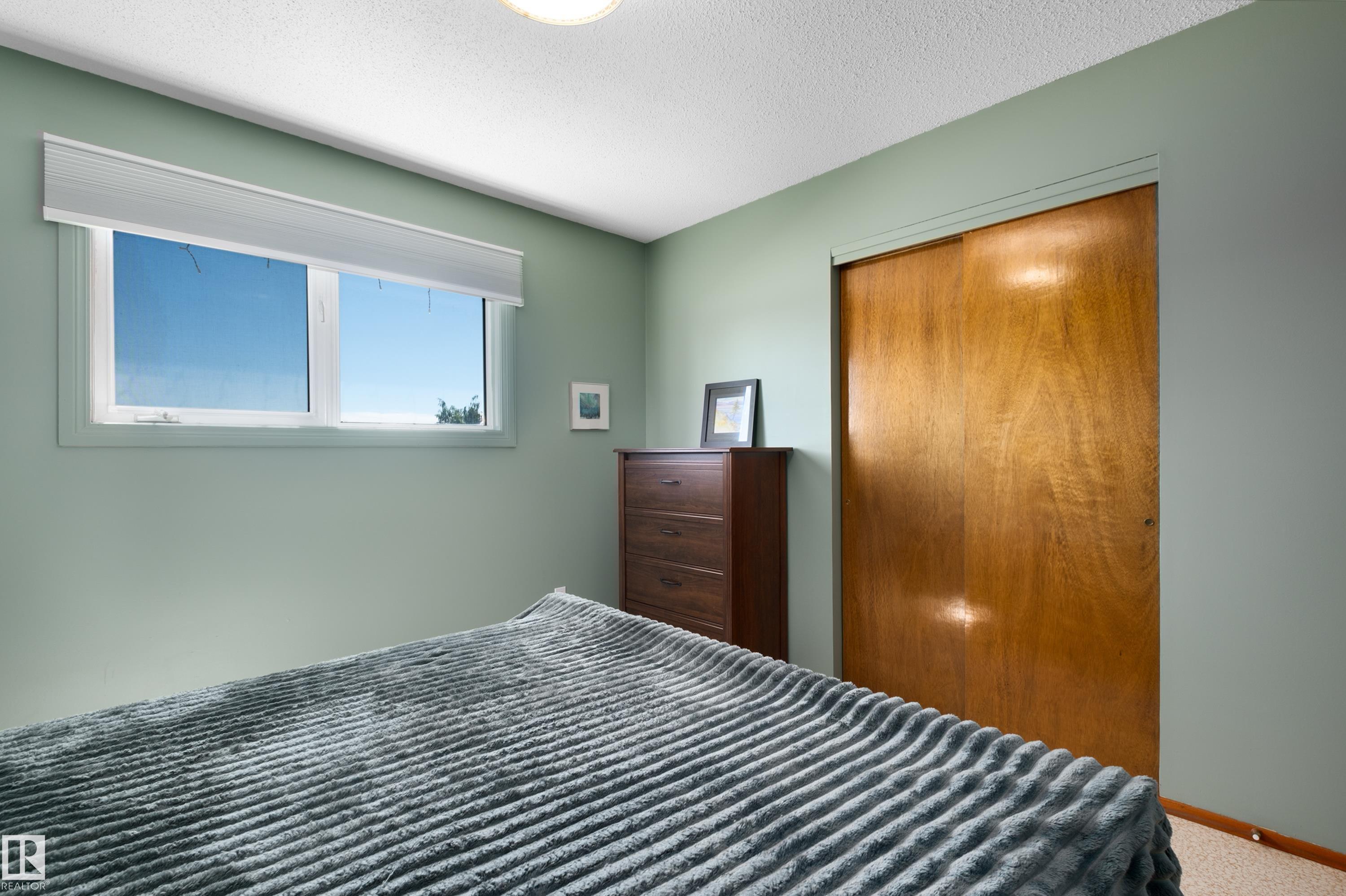 Photo 17 at 13712 87 Street NW, Northmount, Edmonton