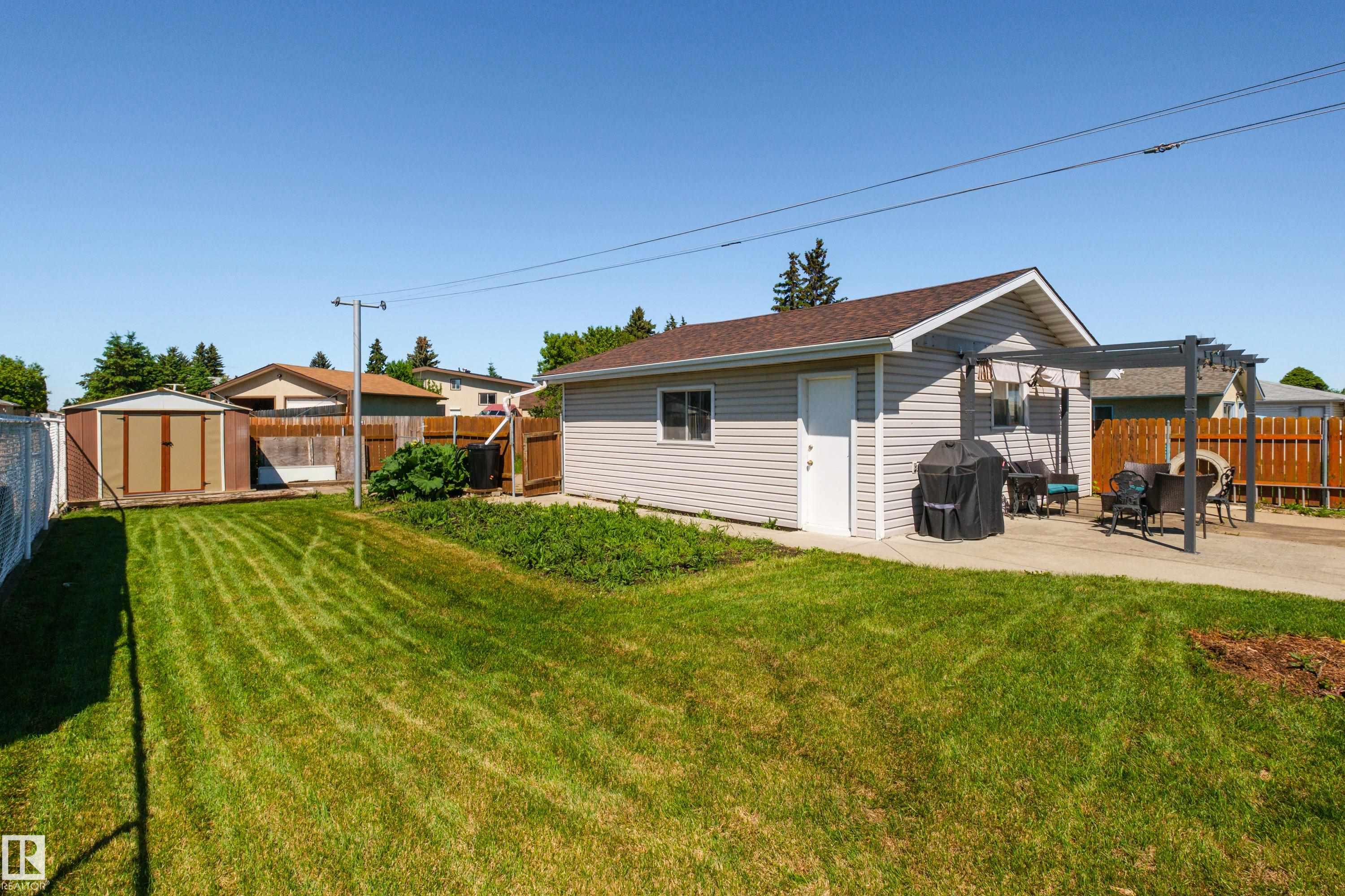 Photo 40 at 13712 87 Street NW, Northmount, Edmonton