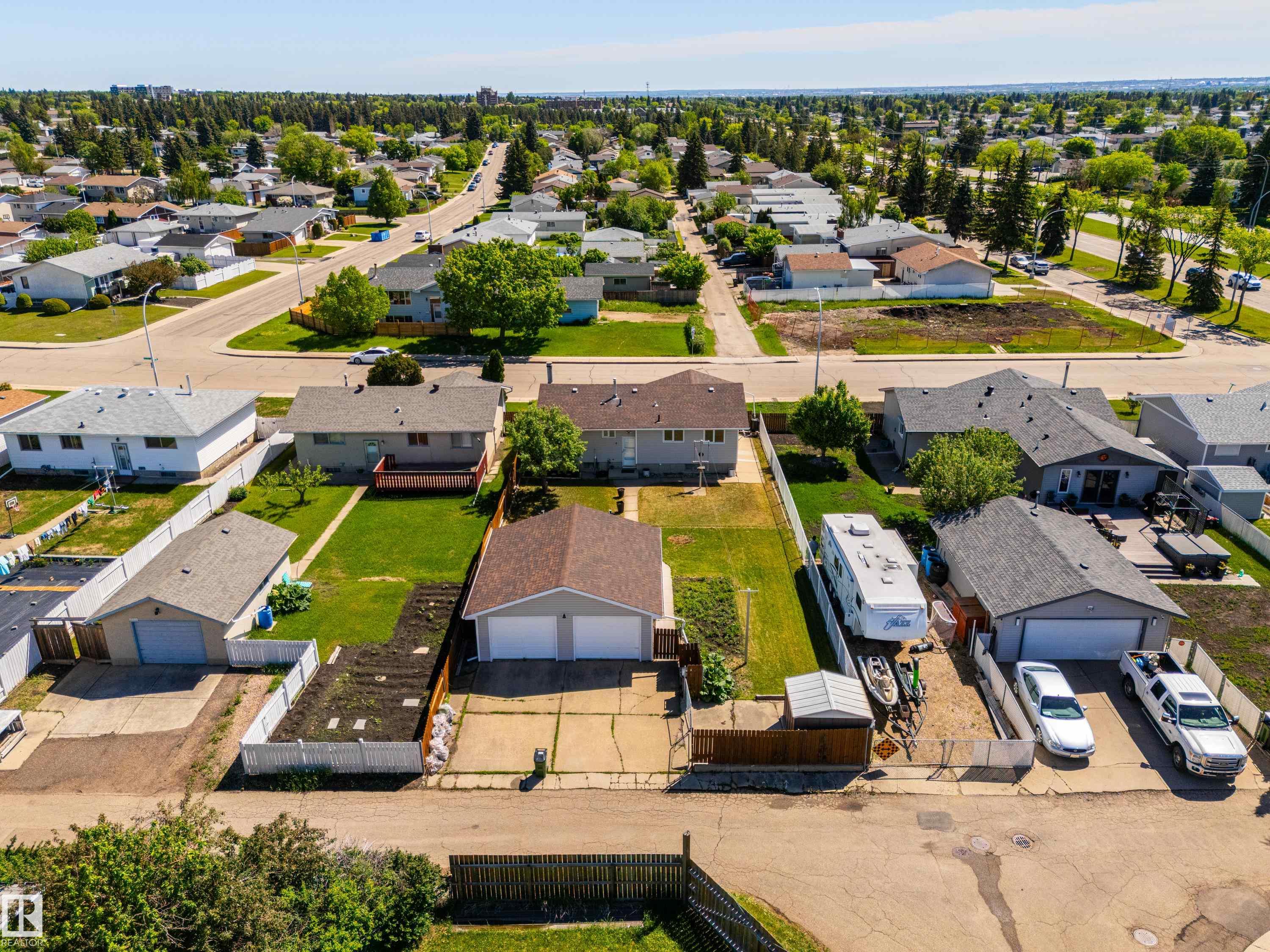 Photo 54 at 13712 87 Street NW, Northmount, Edmonton