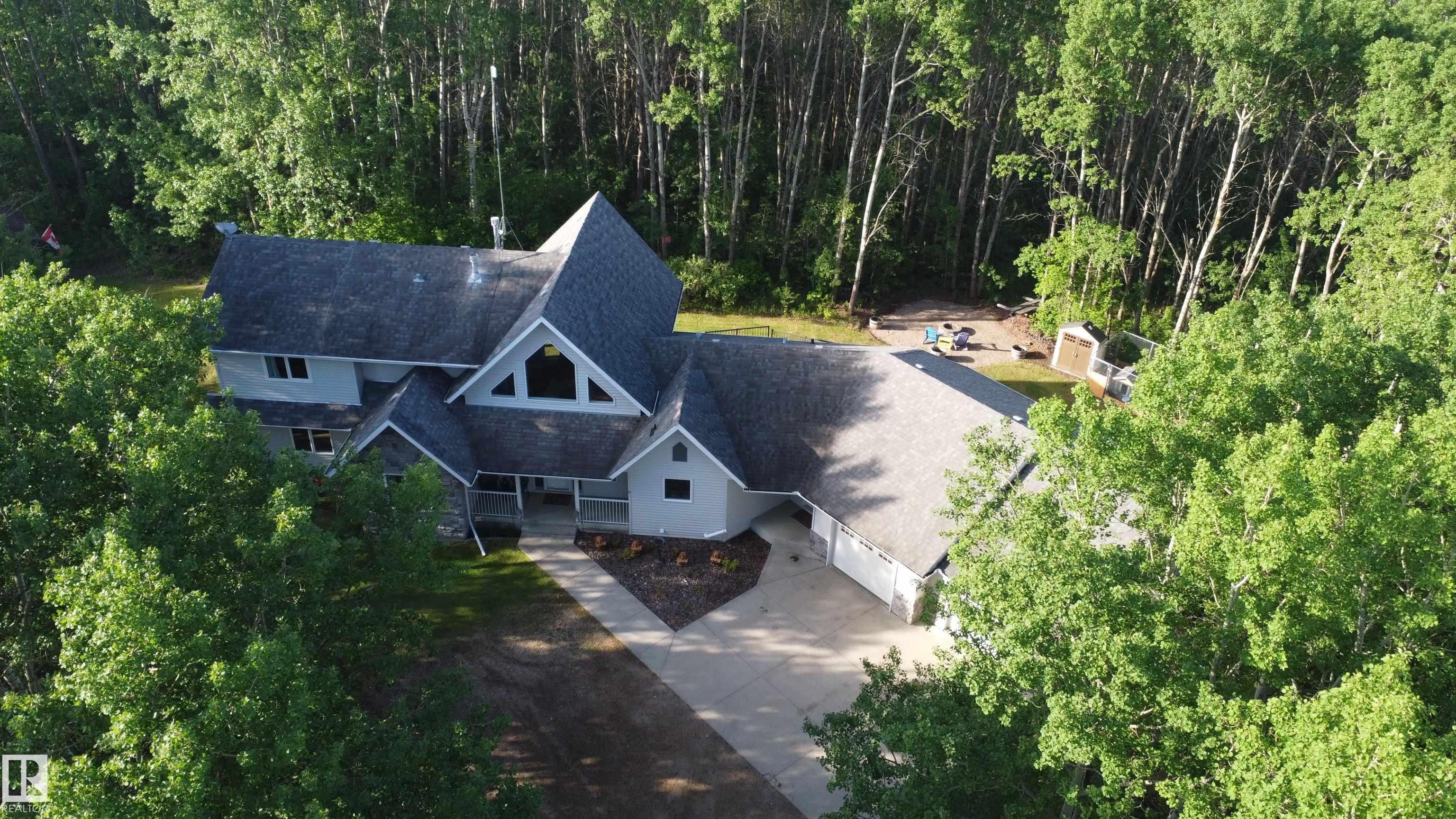 Photo 36 at 10 - 50247 Rge Road, Scottsdale Estates, Rural Leduc County