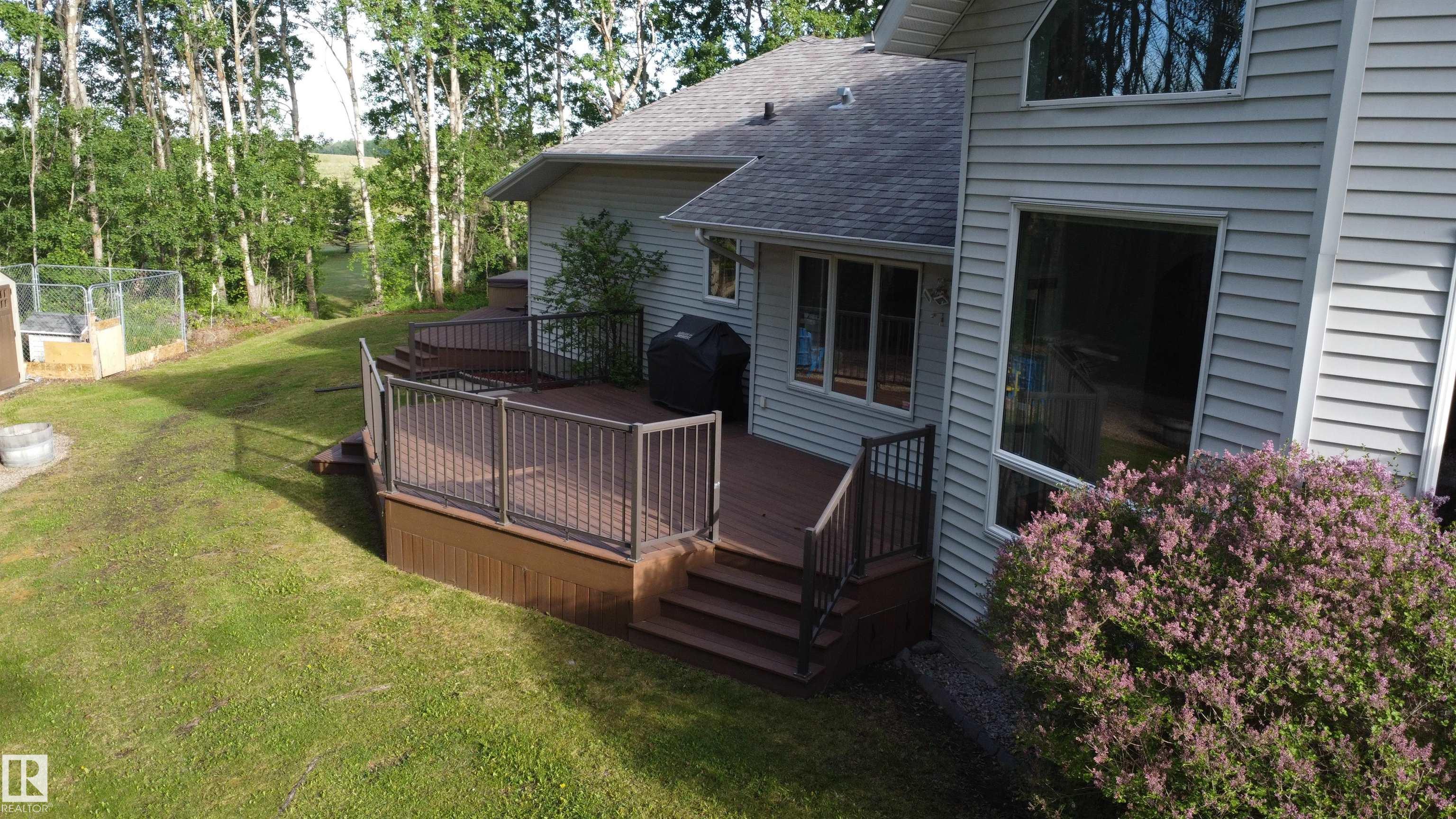 Photo 49 at 10 - 50247 Rge Road, Scottsdale Estates, Rural Leduc County