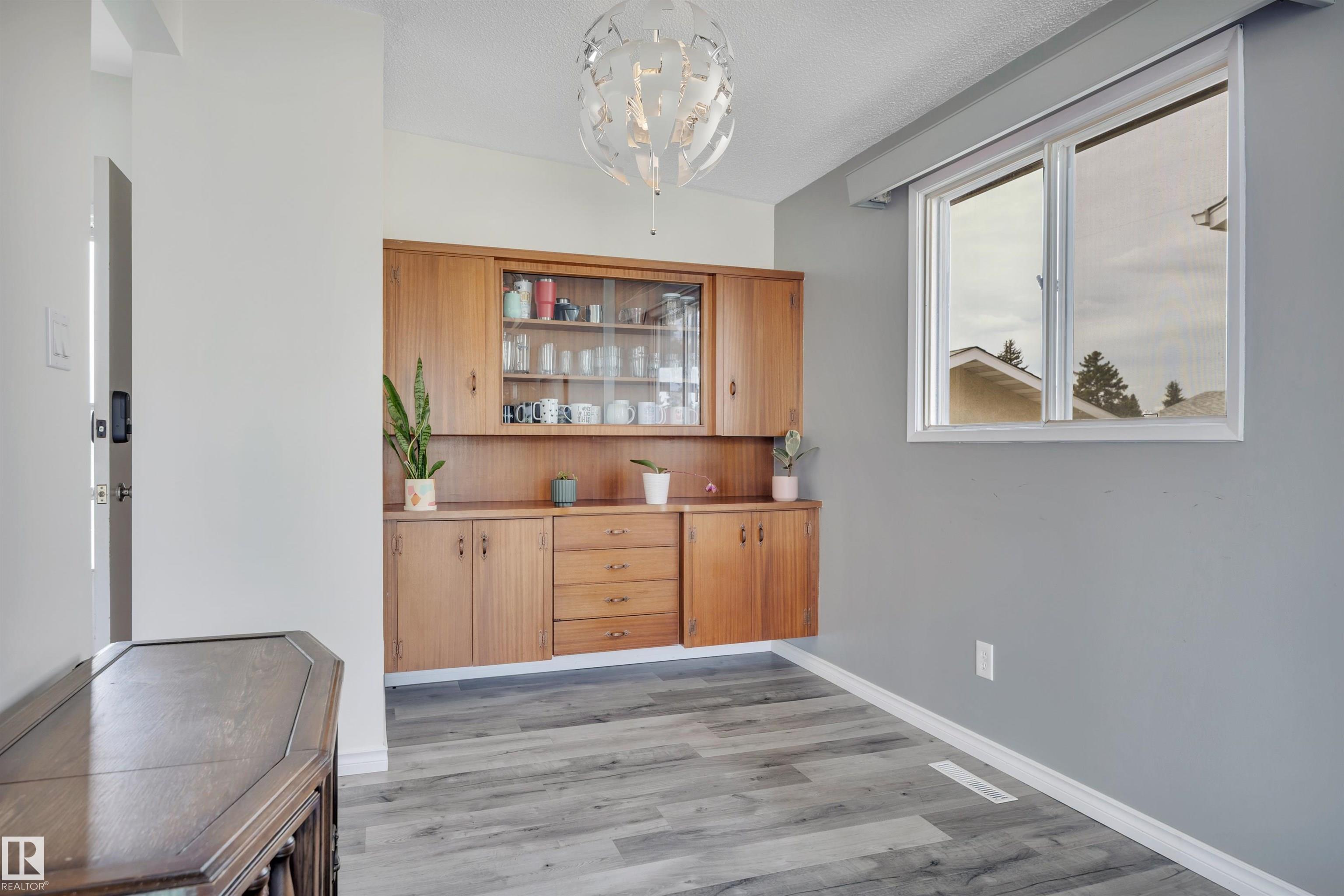 Photo 15 at 7719 144 Avenue NW, Kildare, Edmonton