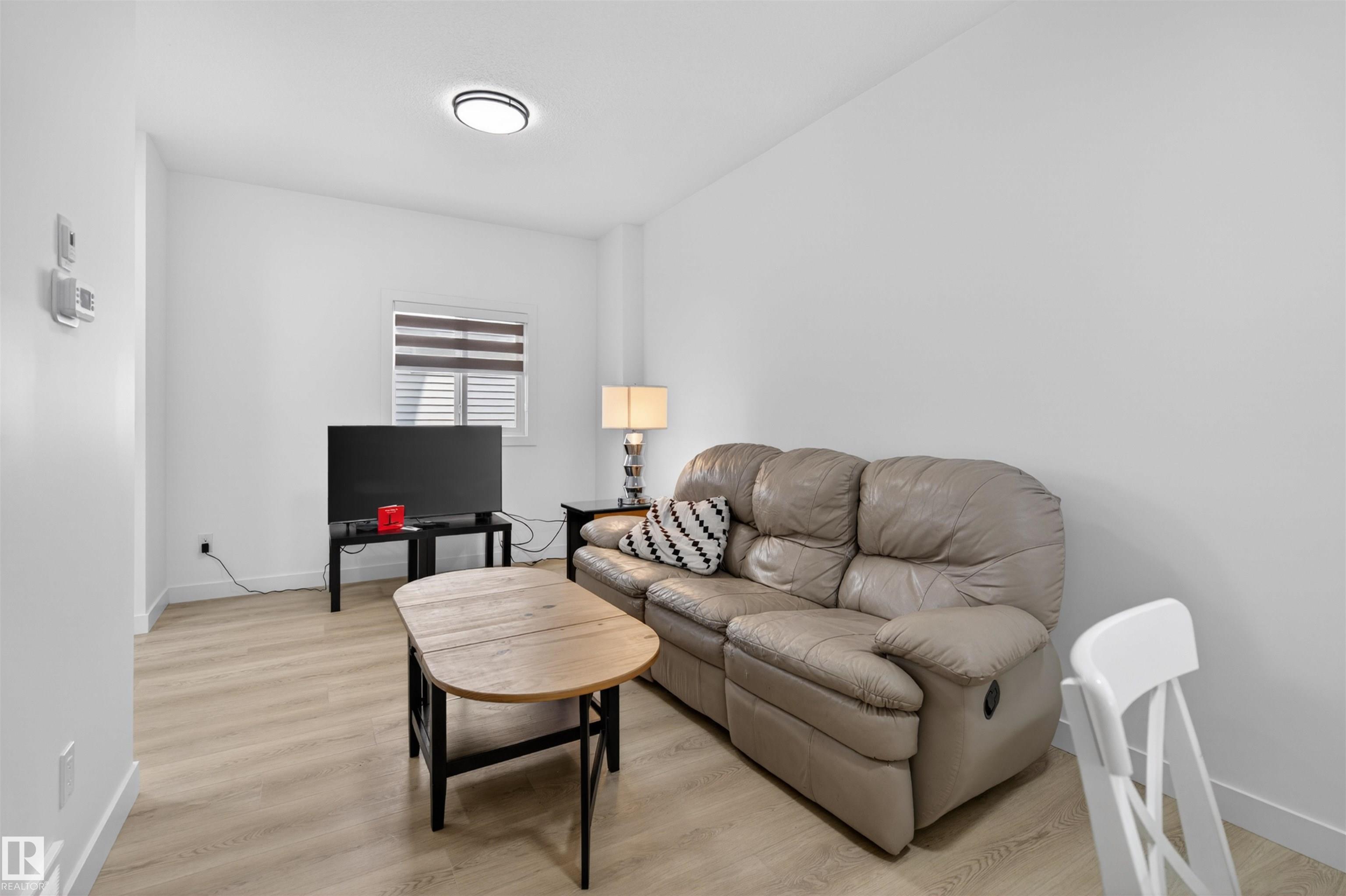 Photo 24 at 10915 159 Street NW, Mayfield, Edmonton