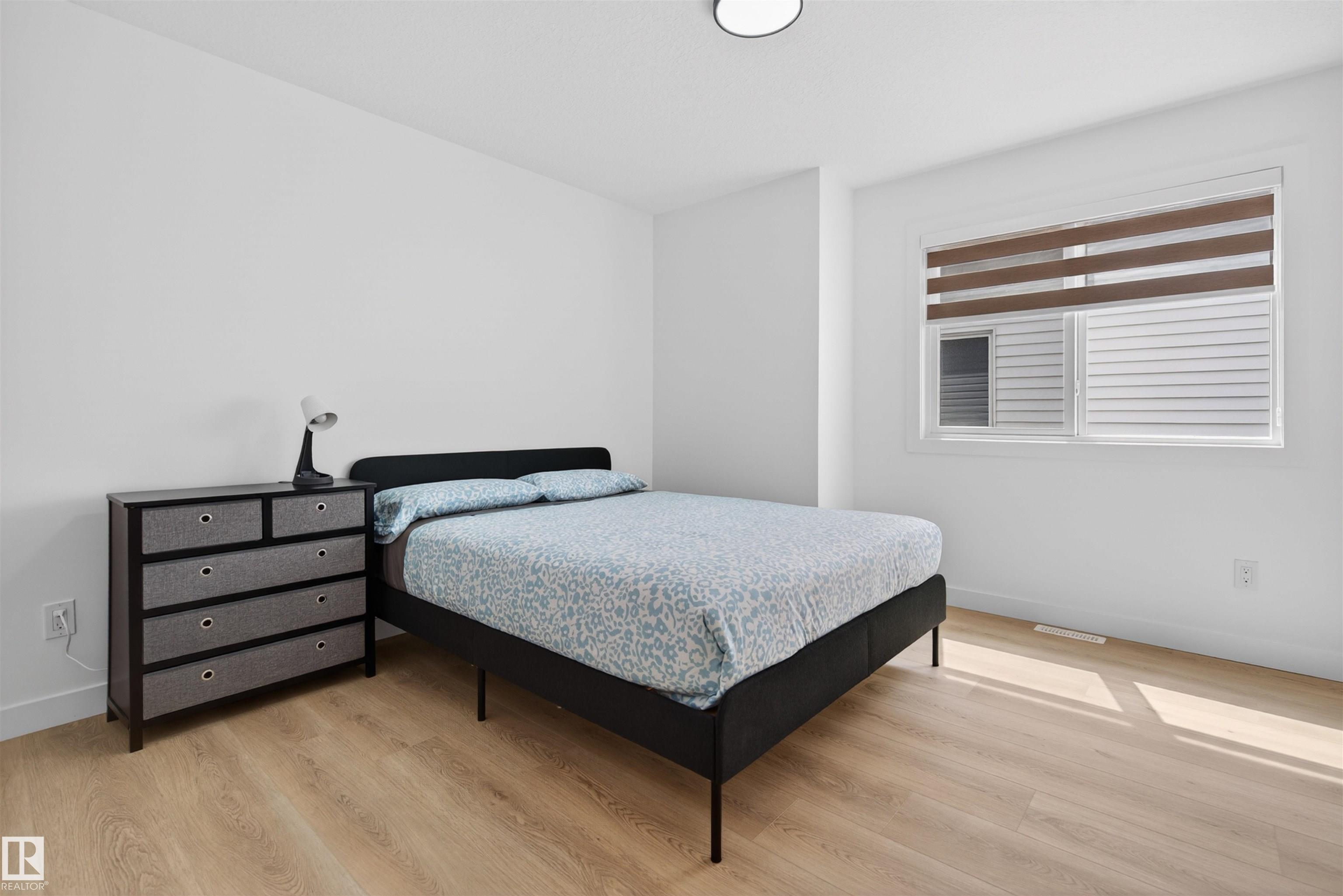 Photo 31 at 10915 159 Street NW, Mayfield, Edmonton
