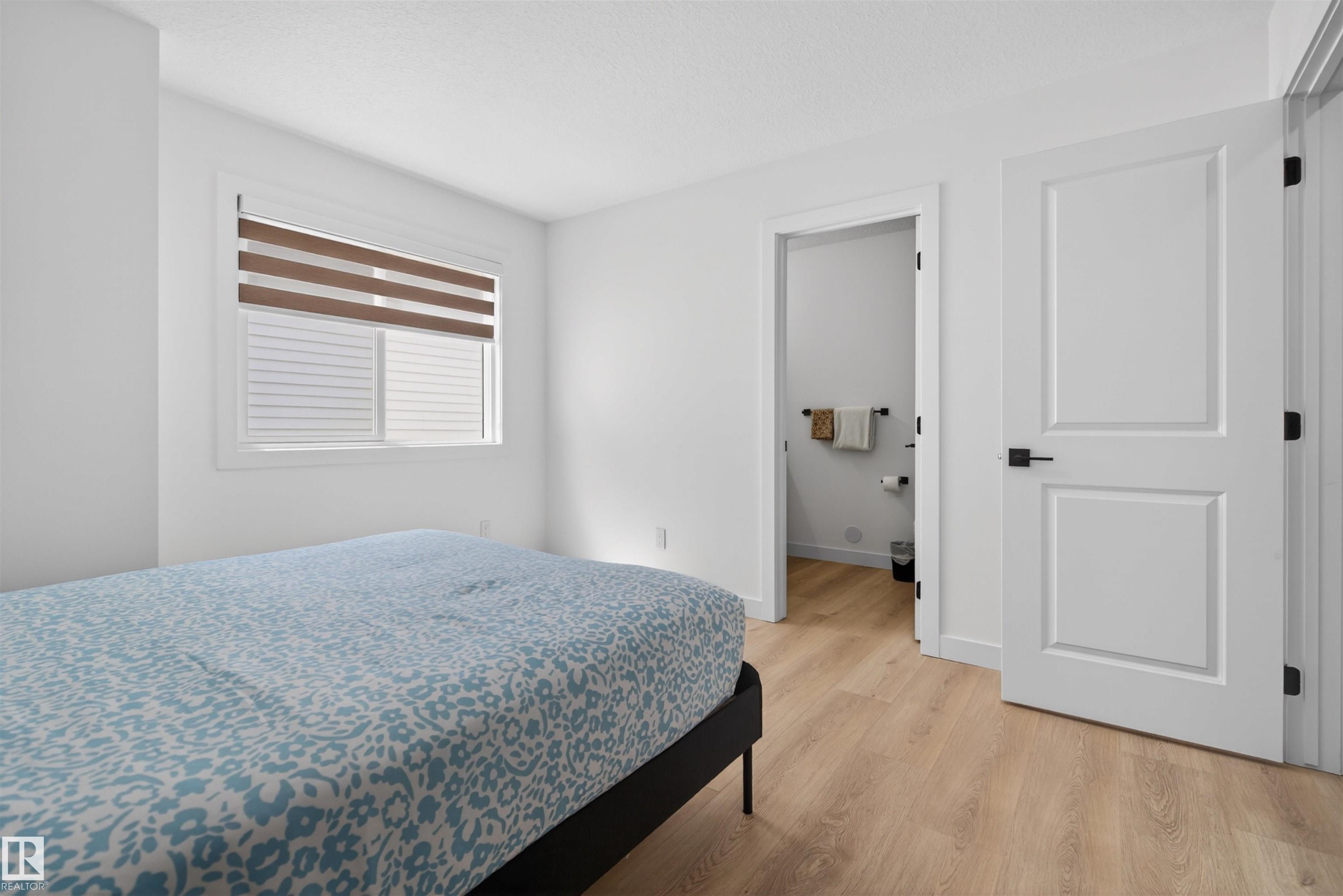 Photo 32 at 10915 159 Street NW, Mayfield, Edmonton