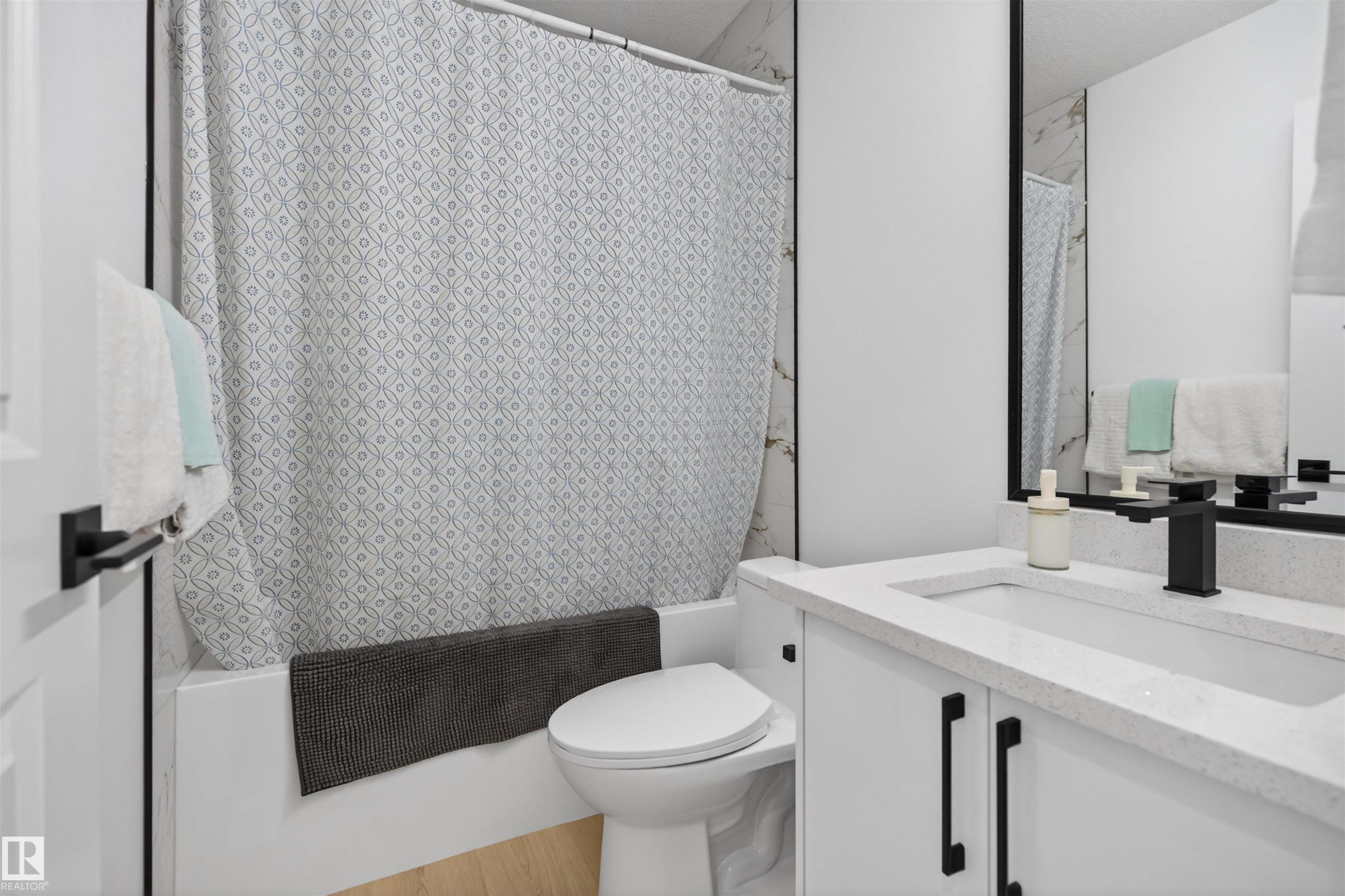 Photo 36 at 10915 159 Street NW, Mayfield, Edmonton