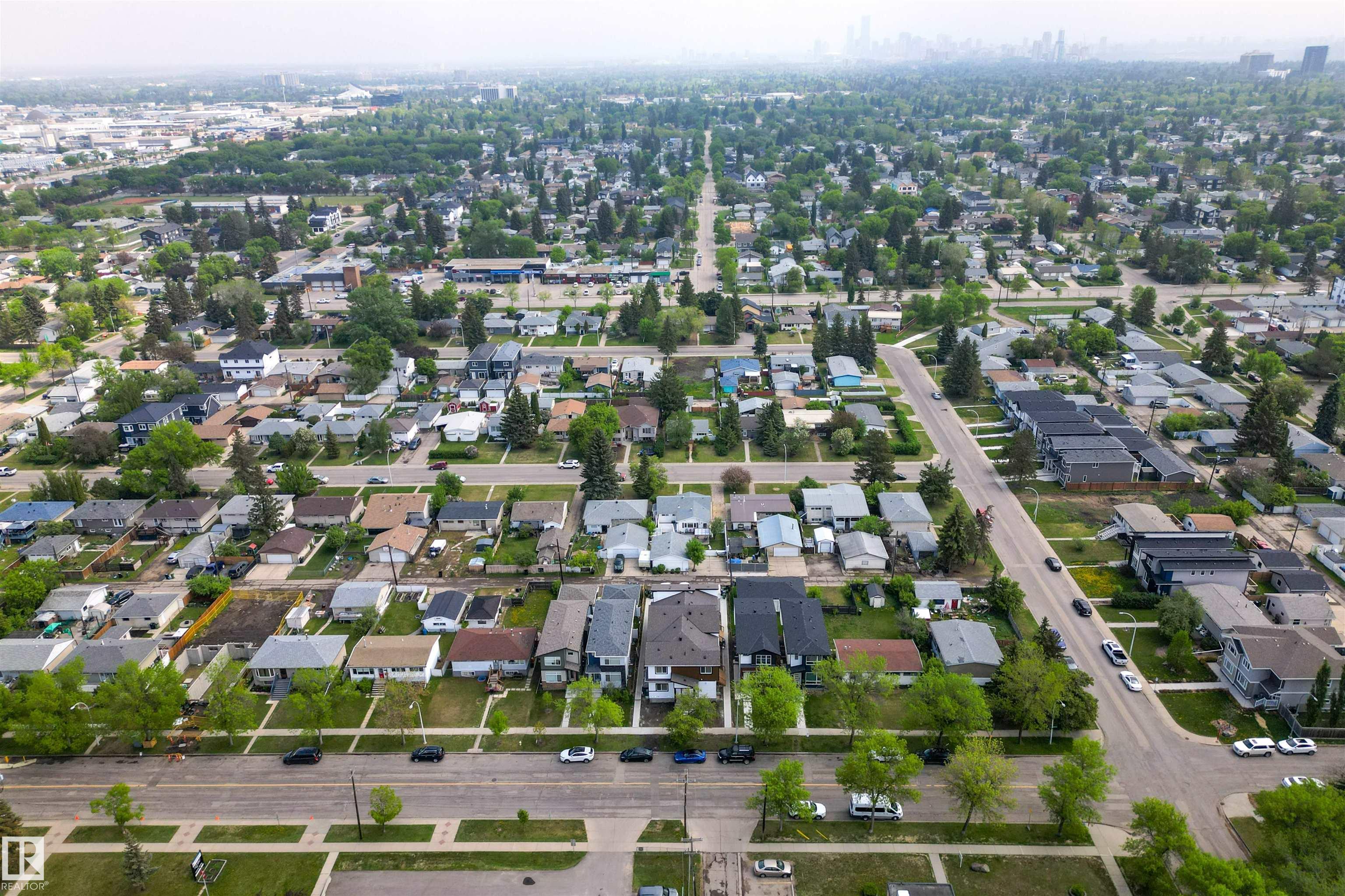 Photo 46 at 10915 159 Street NW, Mayfield, Edmonton