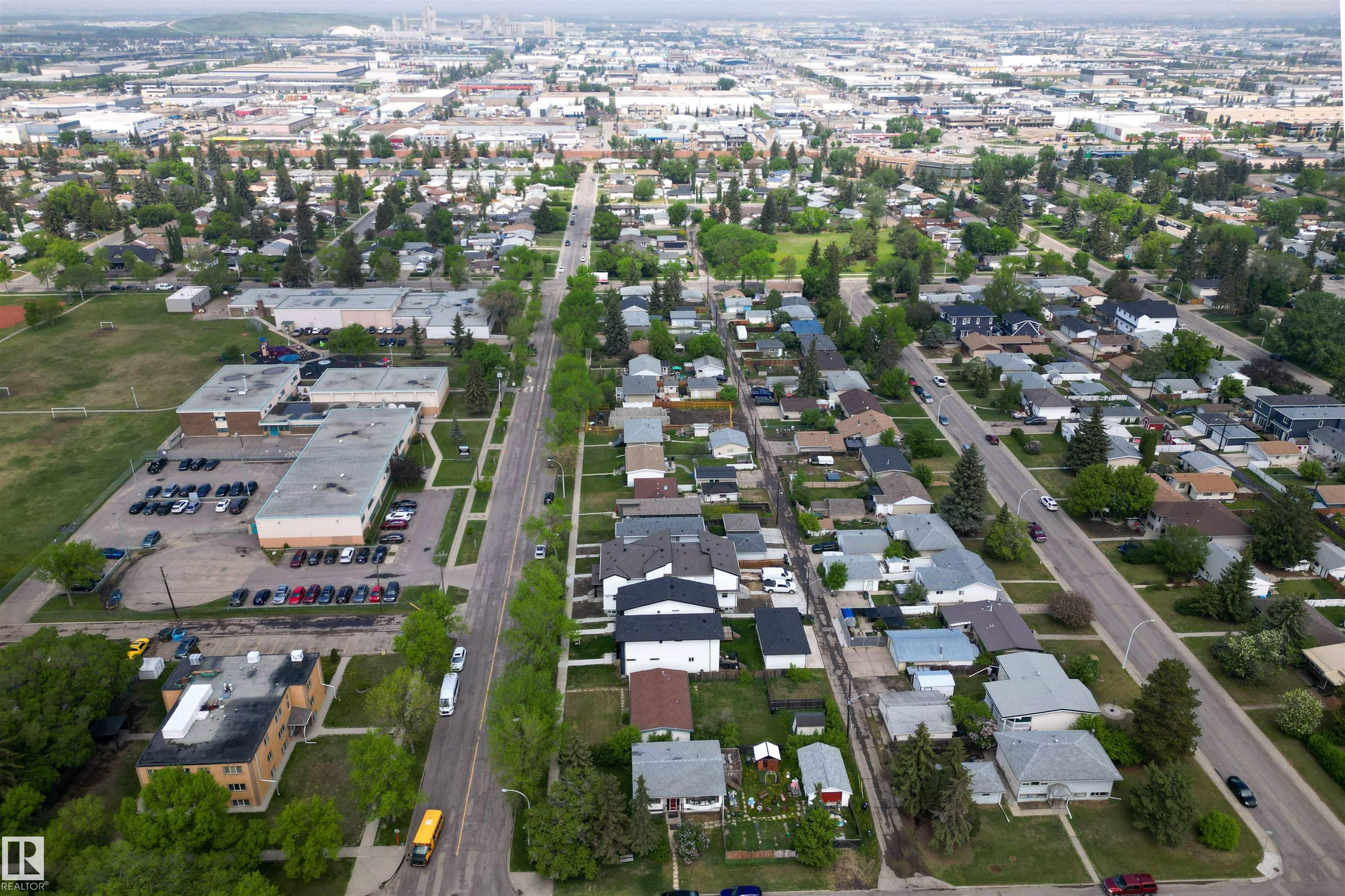 Photo 47 at 10915 159 Street NW, Mayfield, Edmonton