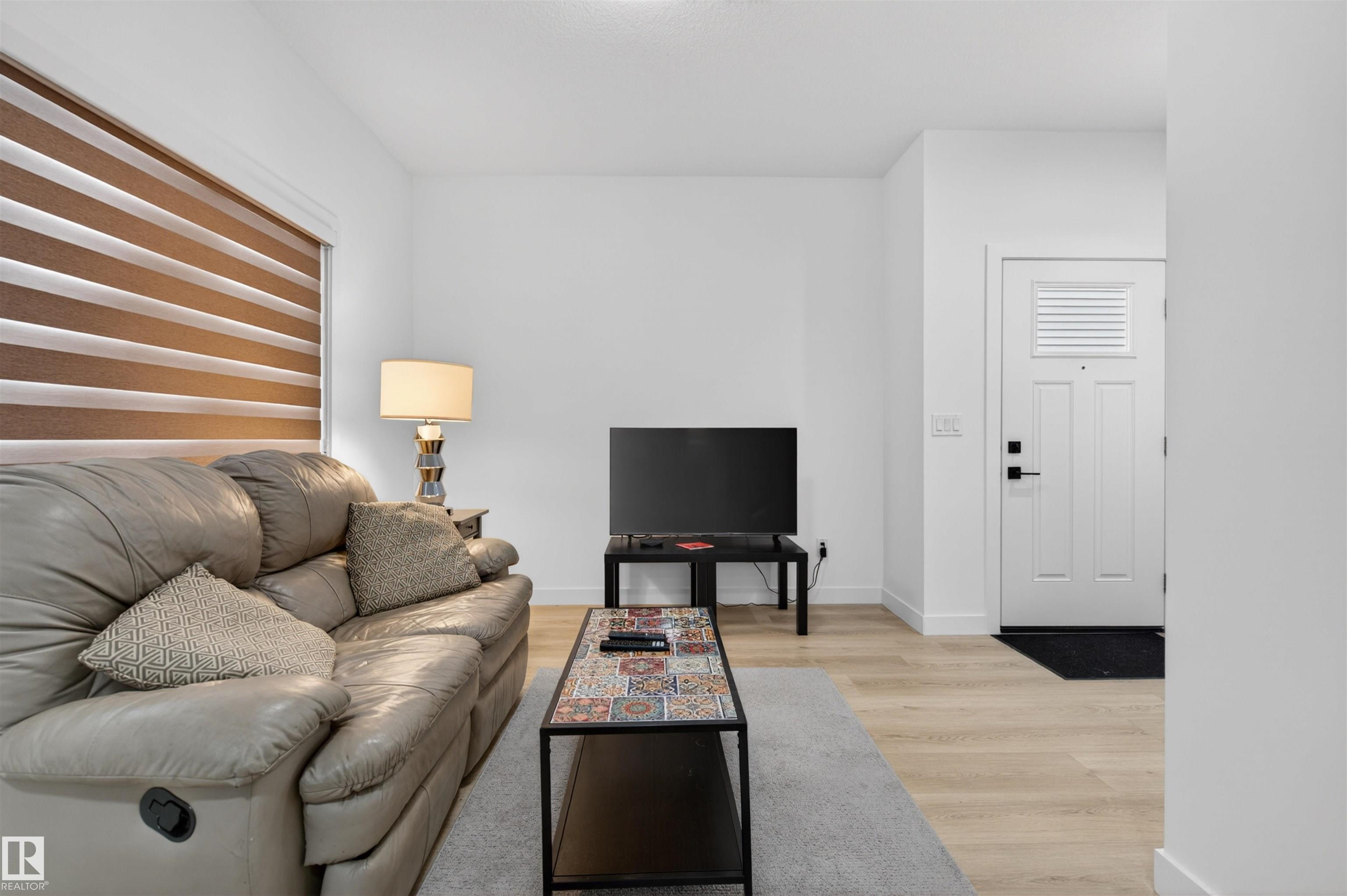 10915 159 Street NW, Mayfield, Edmonton