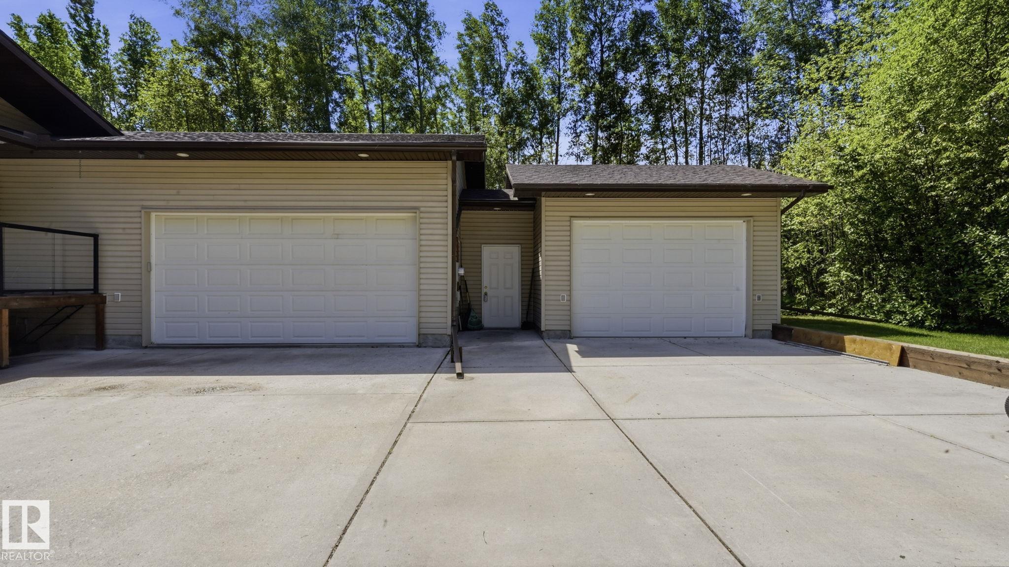 Photo 34 at 17 - 2414 Twp Road 522, Two Island Point, Rural Parkland County