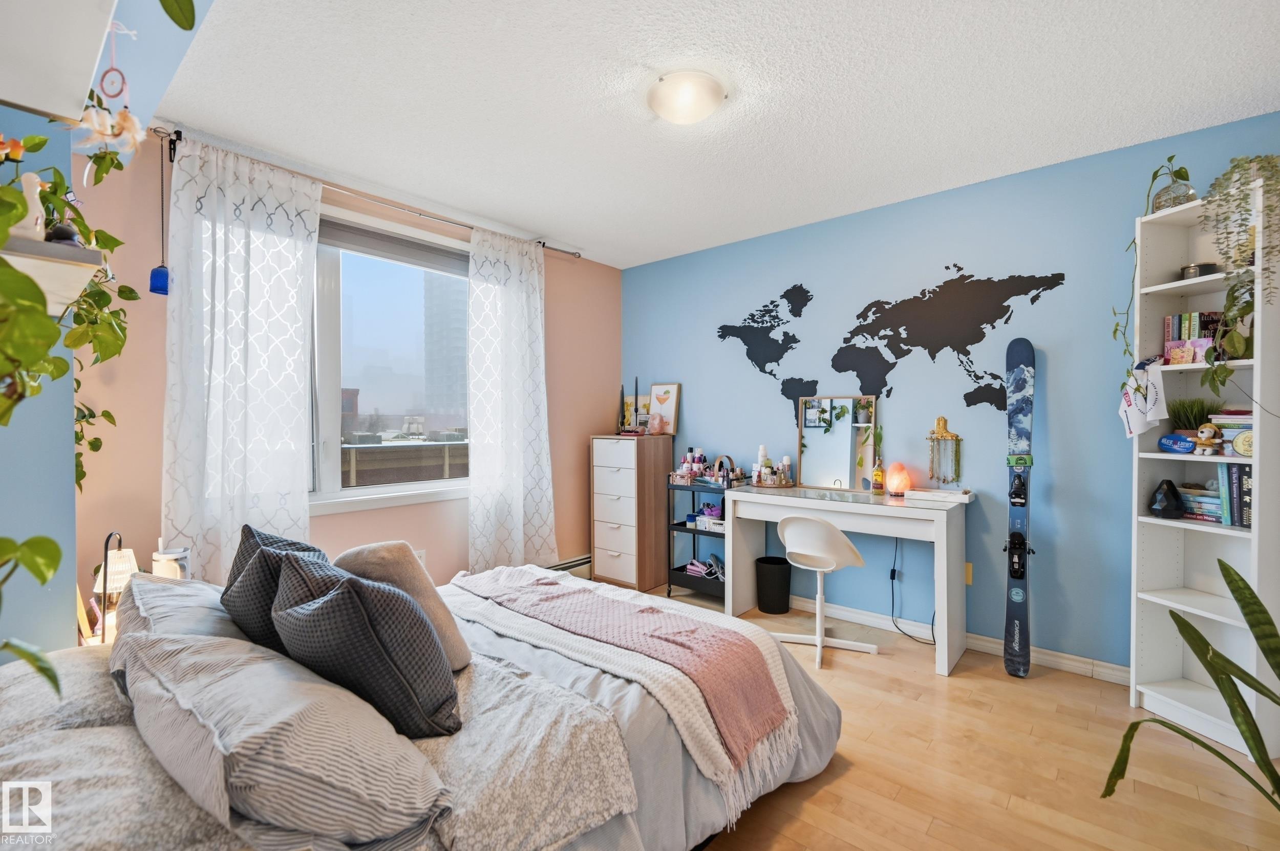 Photo 9 at 402 - 10303 105 Street NW, Downtown, Edmonton