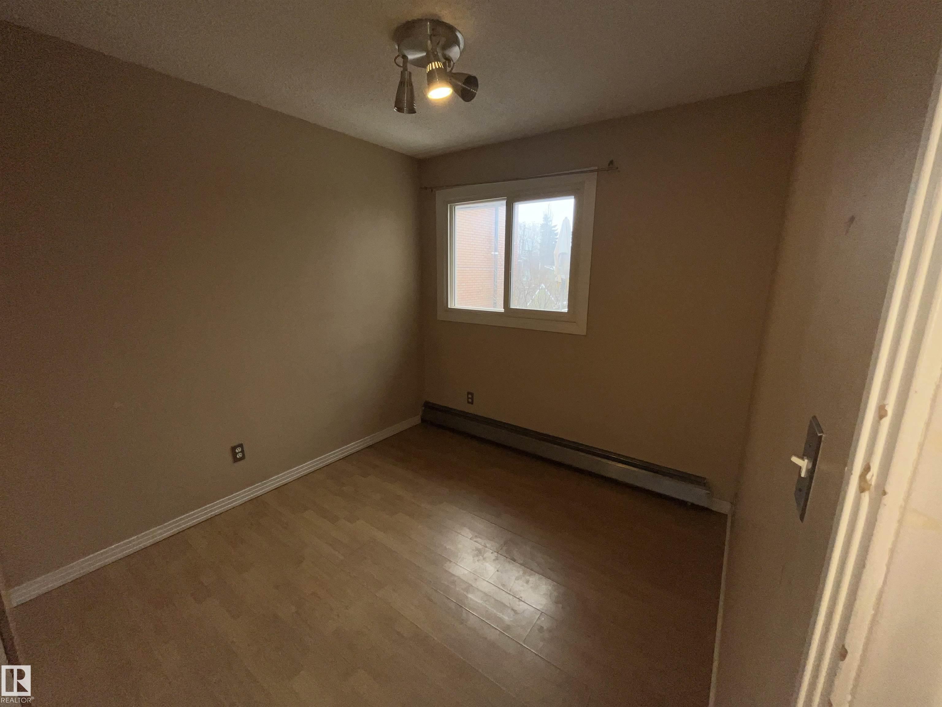 306 - 11340 124, Inglewood, Edmonton