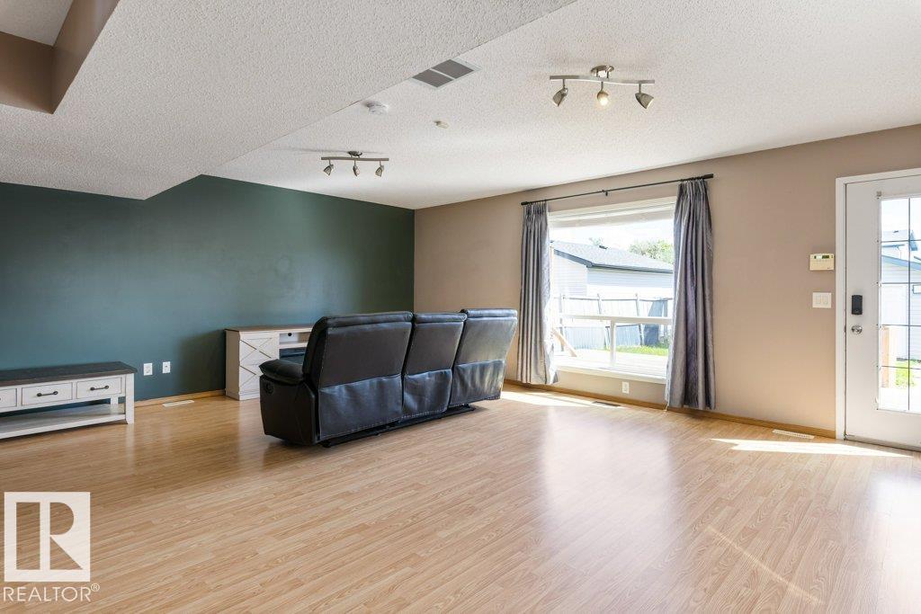 Photo 21 at 11617 167b Avenue NW, Canossa, Edmonton