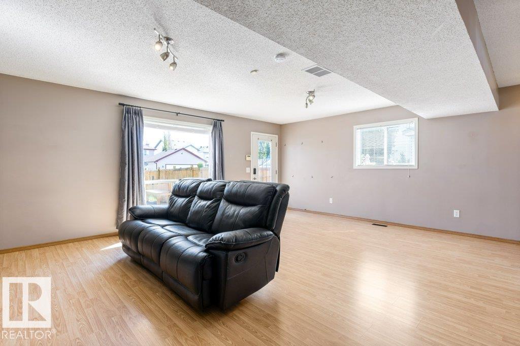 Photo 23 at 11617 167b Avenue NW, Canossa, Edmonton