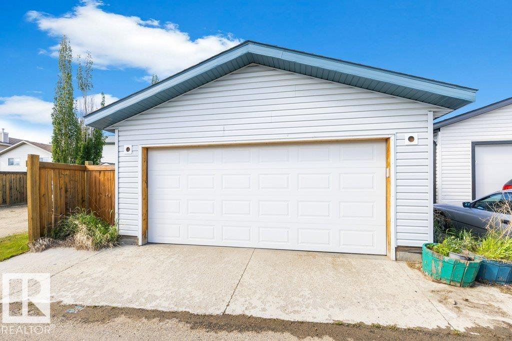 Photo 35 at 11617 167b Avenue NW, Canossa, Edmonton