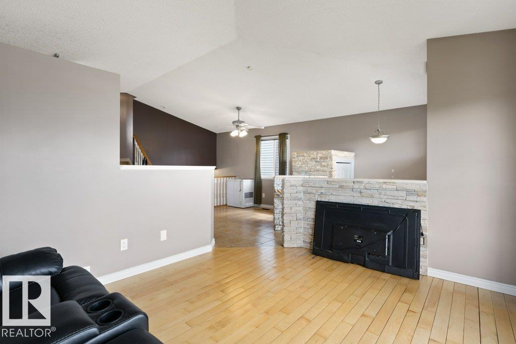 Photo 7 at 11617 167b Avenue NW, Canossa, Edmonton