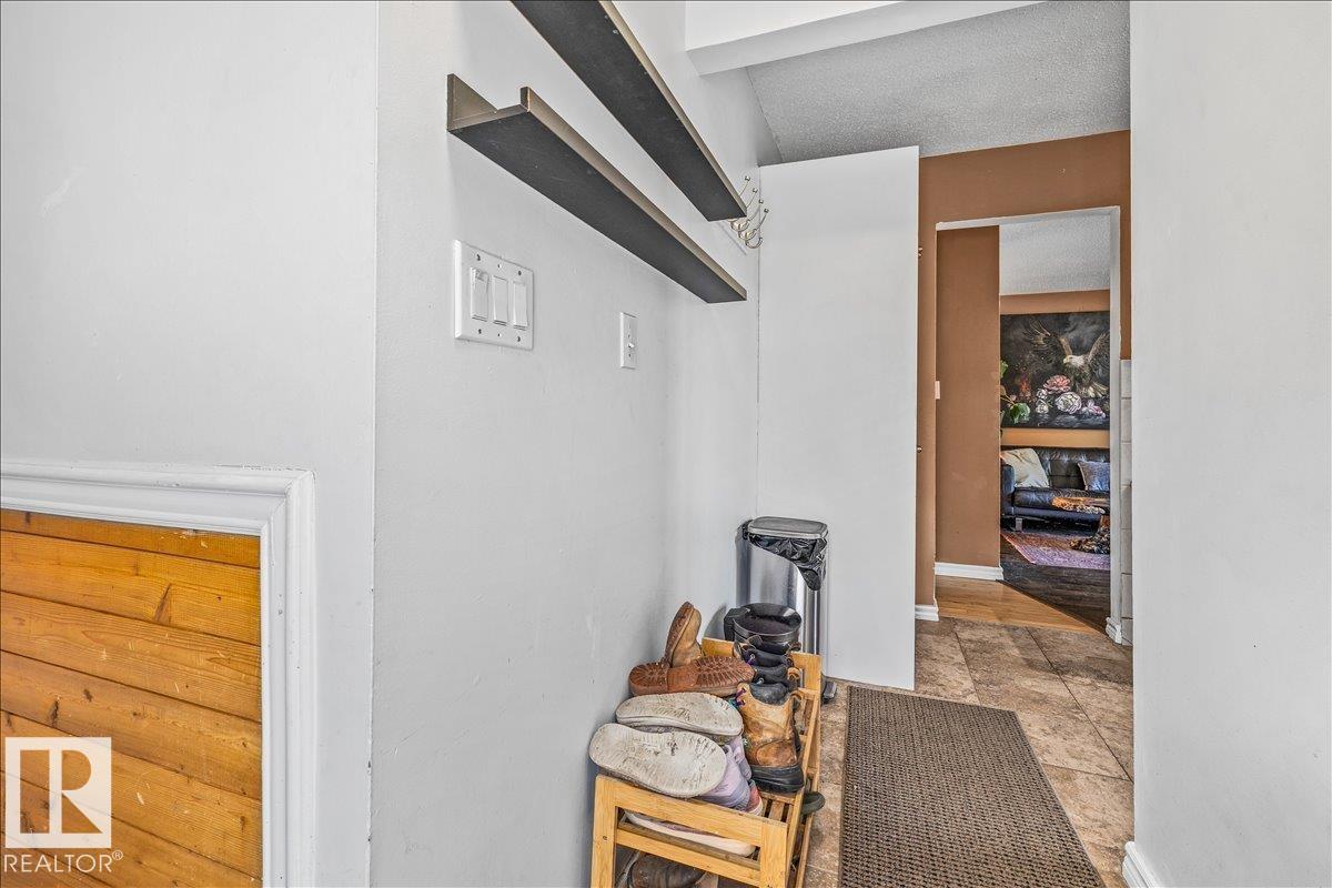 Photo 7 at 135 Homestead Crescent NW, Homesteader, Edmonton