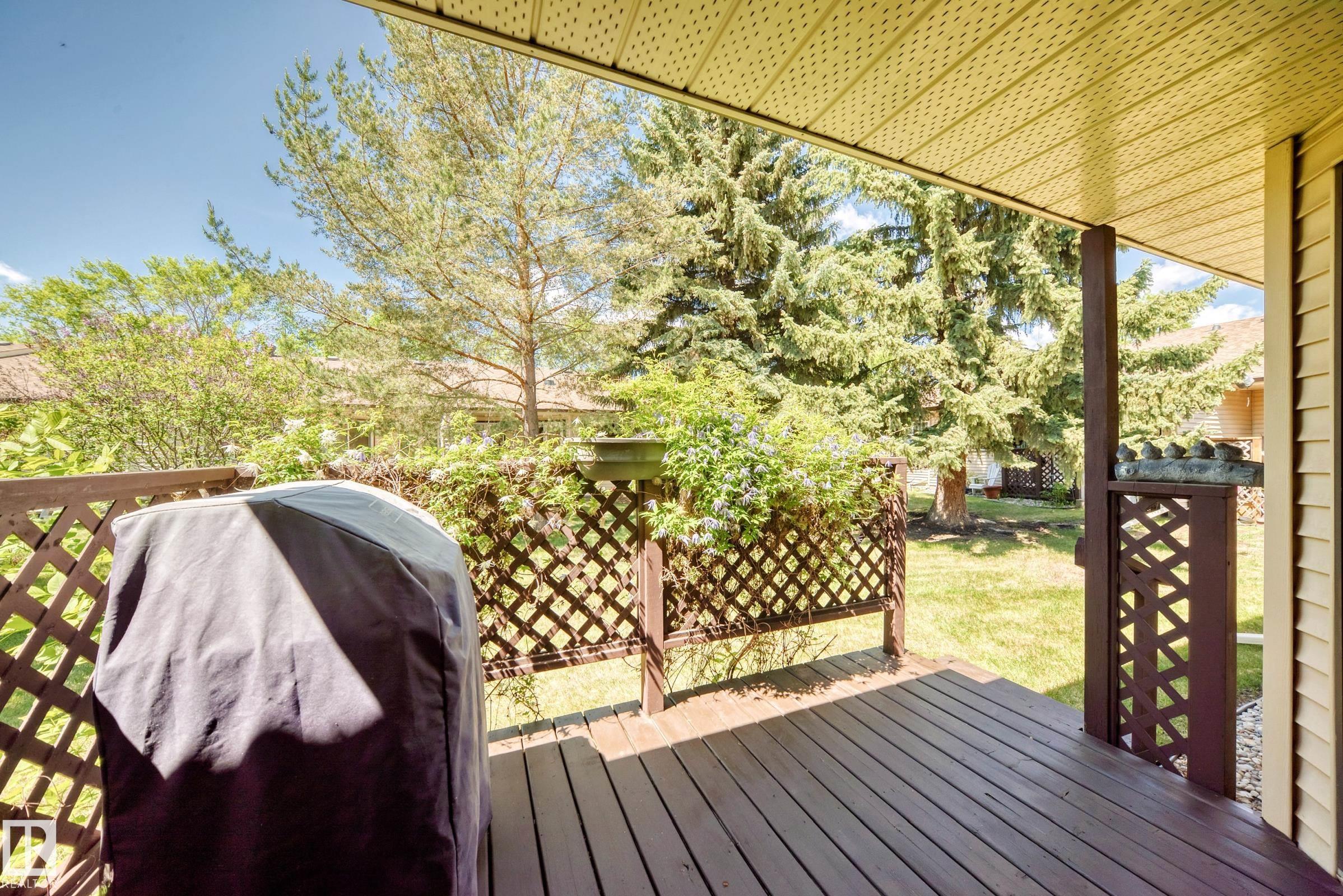 Photo 15 at 10822 11 Avenue NW, Bearspaw, Edmonton