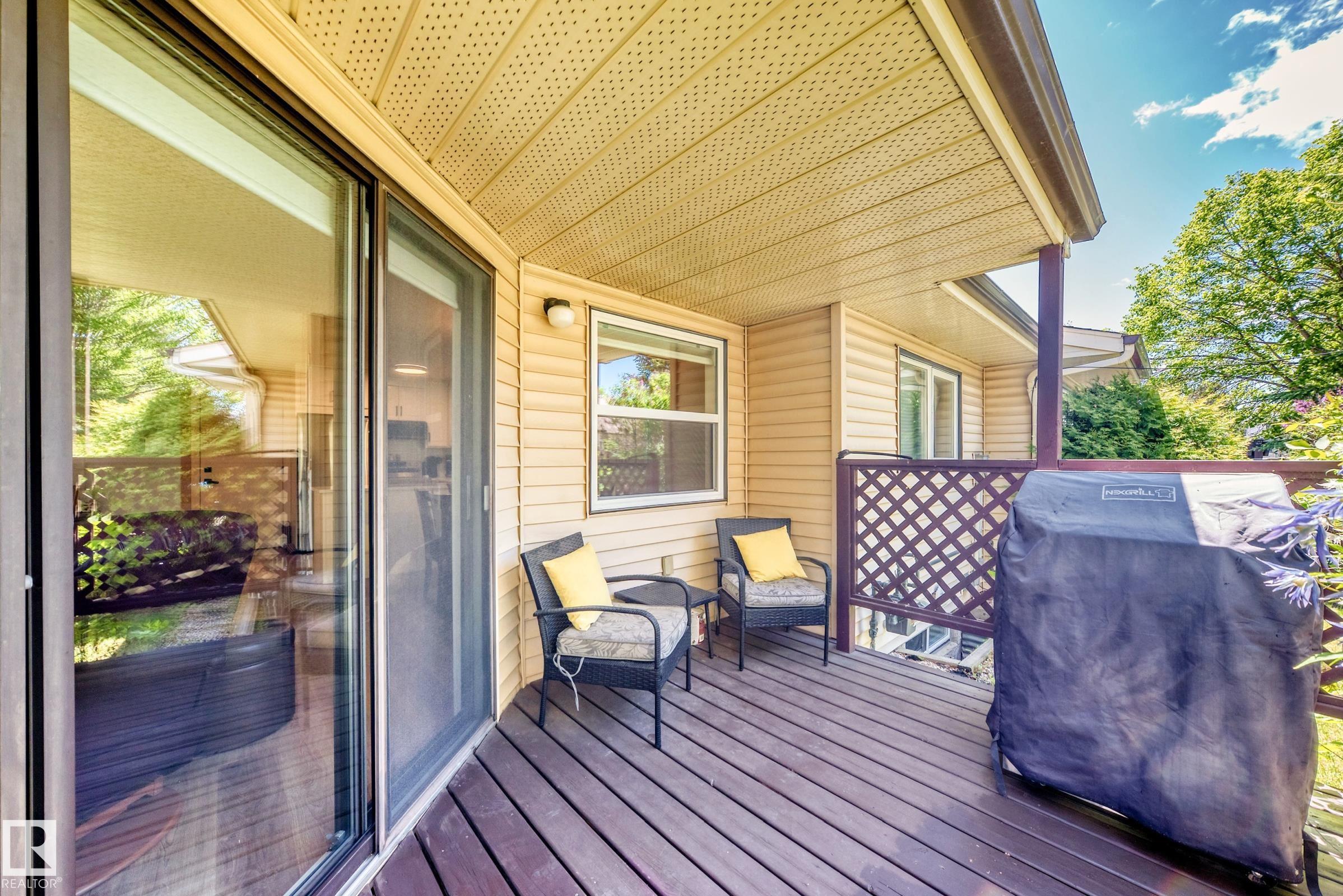 Photo 16 at 10822 11 Avenue NW, Bearspaw, Edmonton